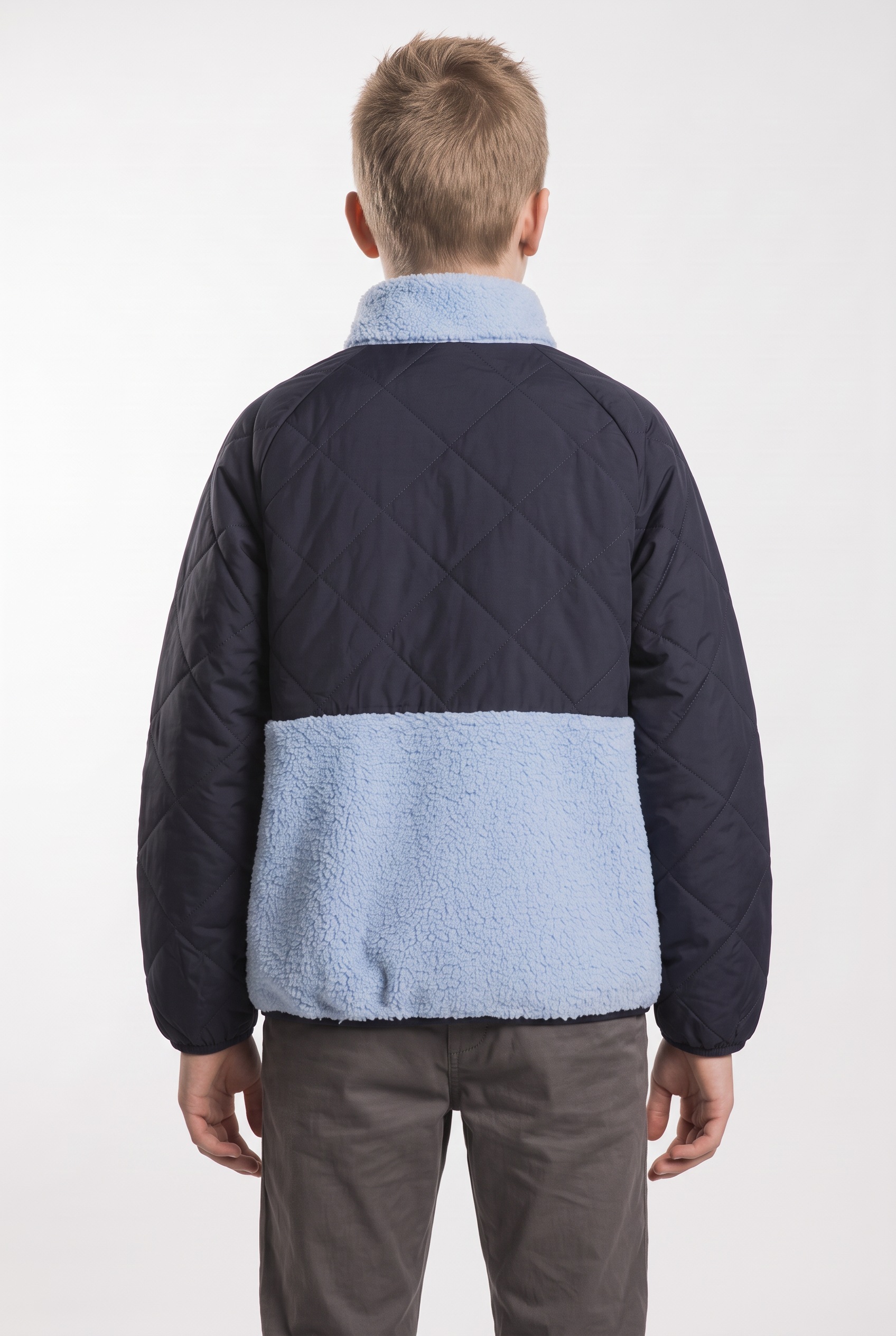 PUMA Trainingsjacke »QUILTED SHERPA JACKET« ohne Kapuze für Jugendliche, mit Stehkragen, mit Kängurutasche, wärmeisolierend