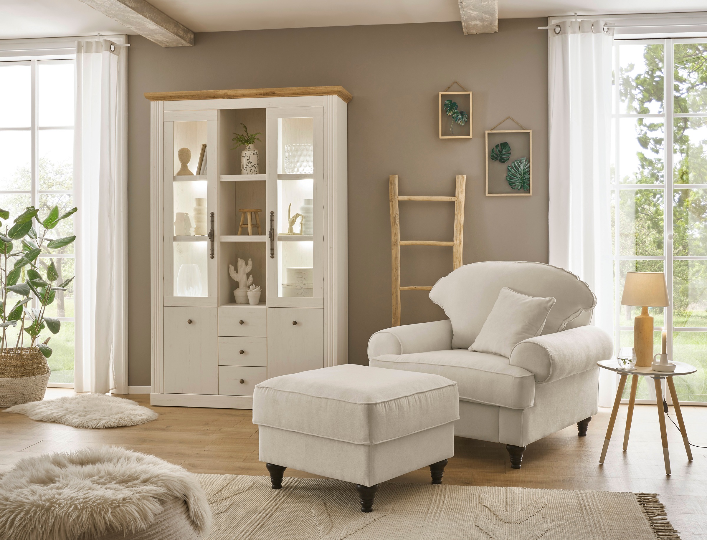 OTTO home Sessel »Westminster, Set in hochwertigem Microfaserbezug, 5 Farben verfügbar« Set, 1Sessel, 1 Hocker, 2 Stk. tlg. Enthält Sessel & Hocker, Federkern-Polsterung, gedrechselter Fuß