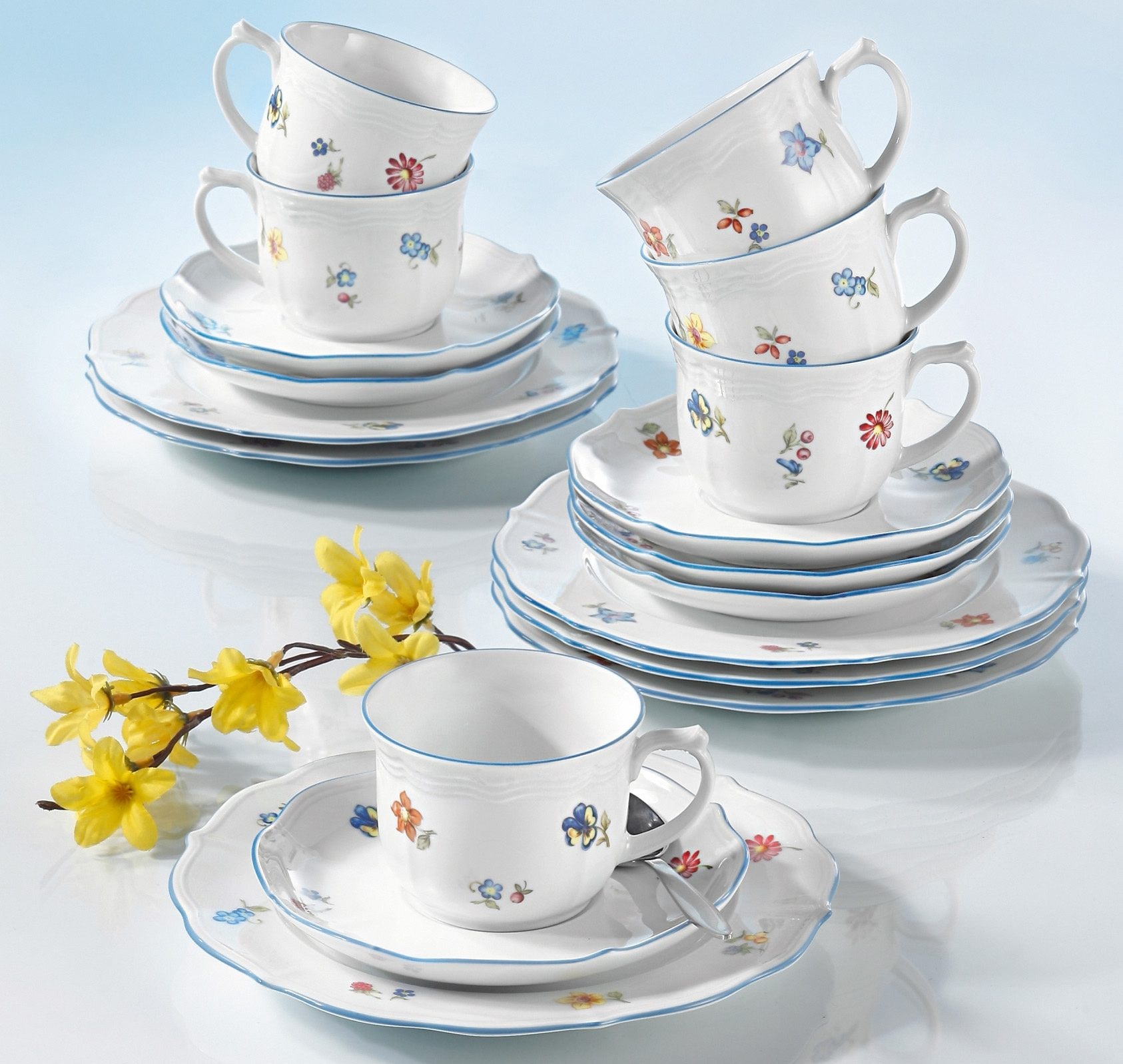 Teile, Germany, 18 BAUR Weiden für | 18 (Set, Made in 6 Streublume«, Seltmann Kaffeeservice Sonate Personen tlg.), »Geschirr-Set