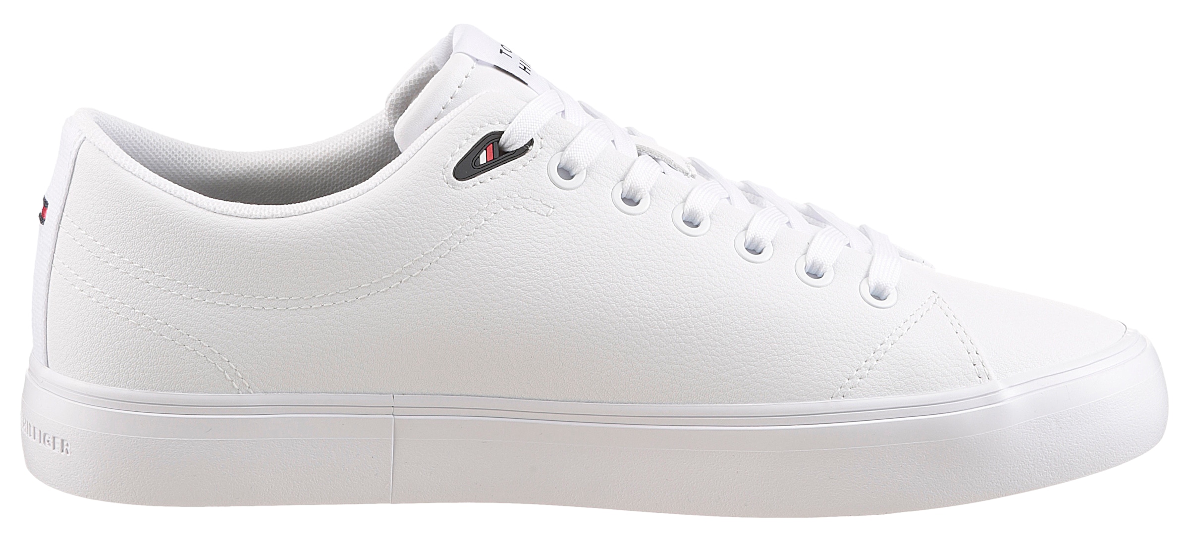 Tommy Hilfiger Sneaker »TH HI VULC CORE LOW LTH II ESS«, Freizeitschuh, Halbschuh, Schnürer in schmaler Form