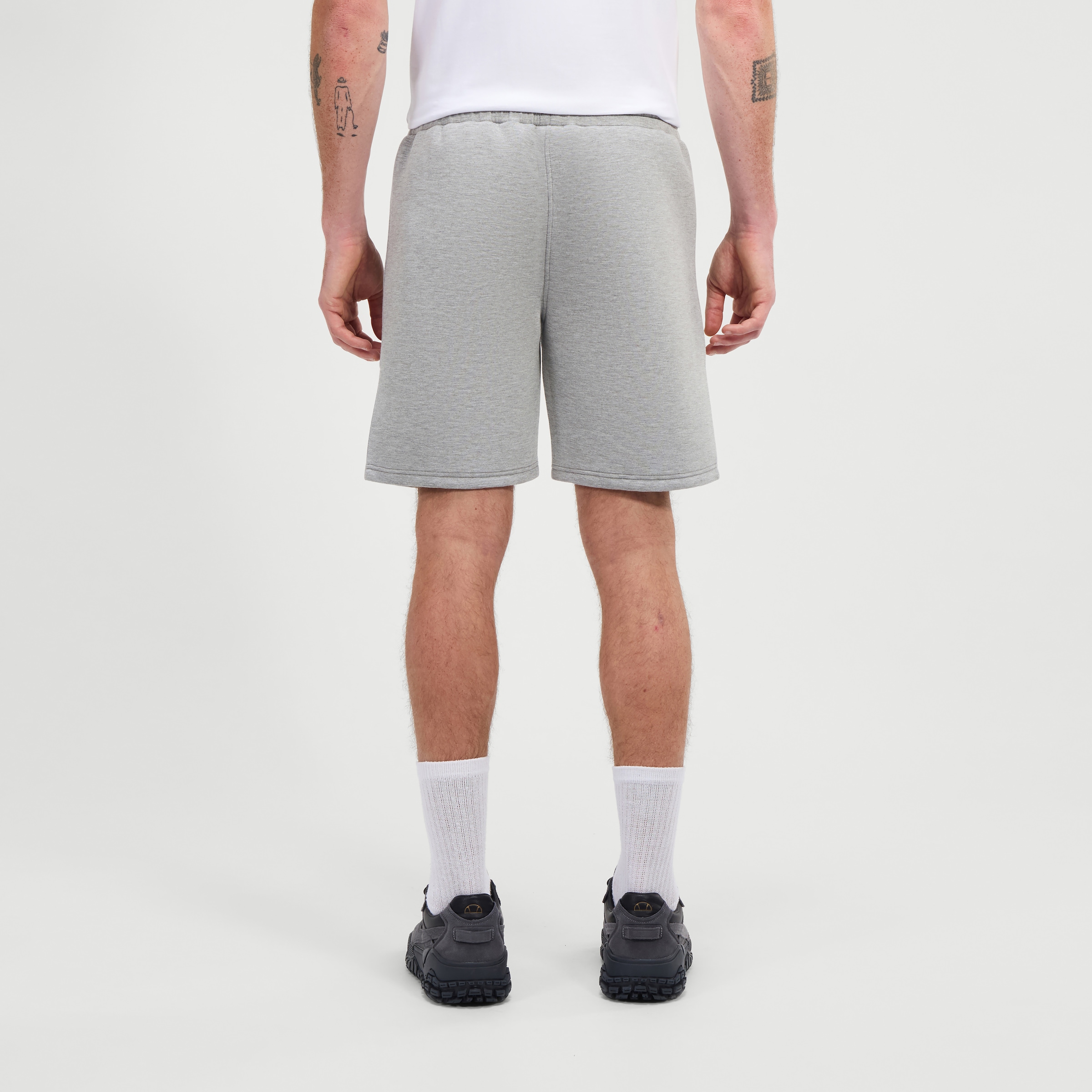 Ellesse Sweatshorts »GIALARNO SHORT«, (1 tlg.)
