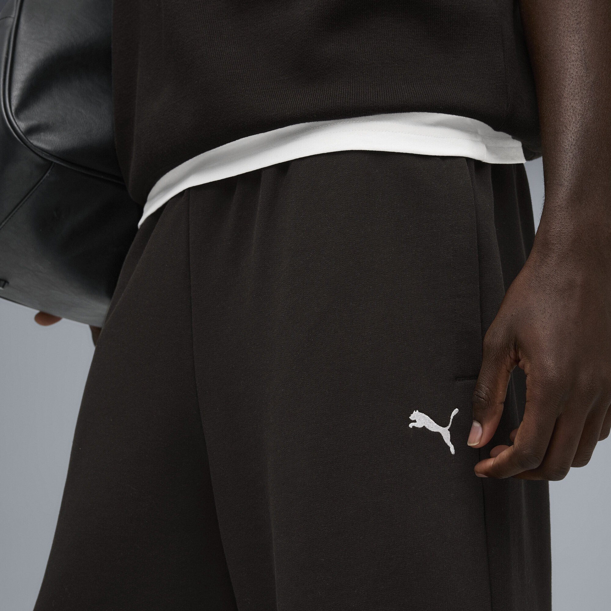 PUMA Sporthose »Wardrobe Essentials Relaxed 16" Jorts Herren«