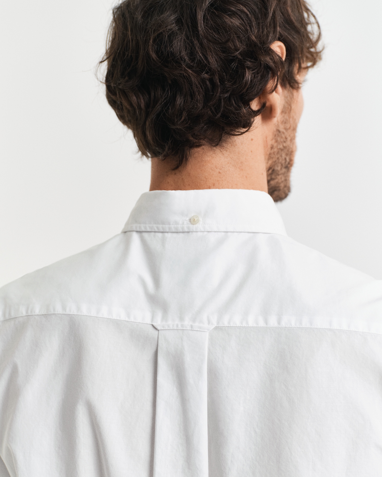 Gant Kurzarmhemd »Regular Fit Popeline Hemd leicht strapazierfähig pflegeleicht«, mit einer kleinen Logostickerei auf der Brusttasche