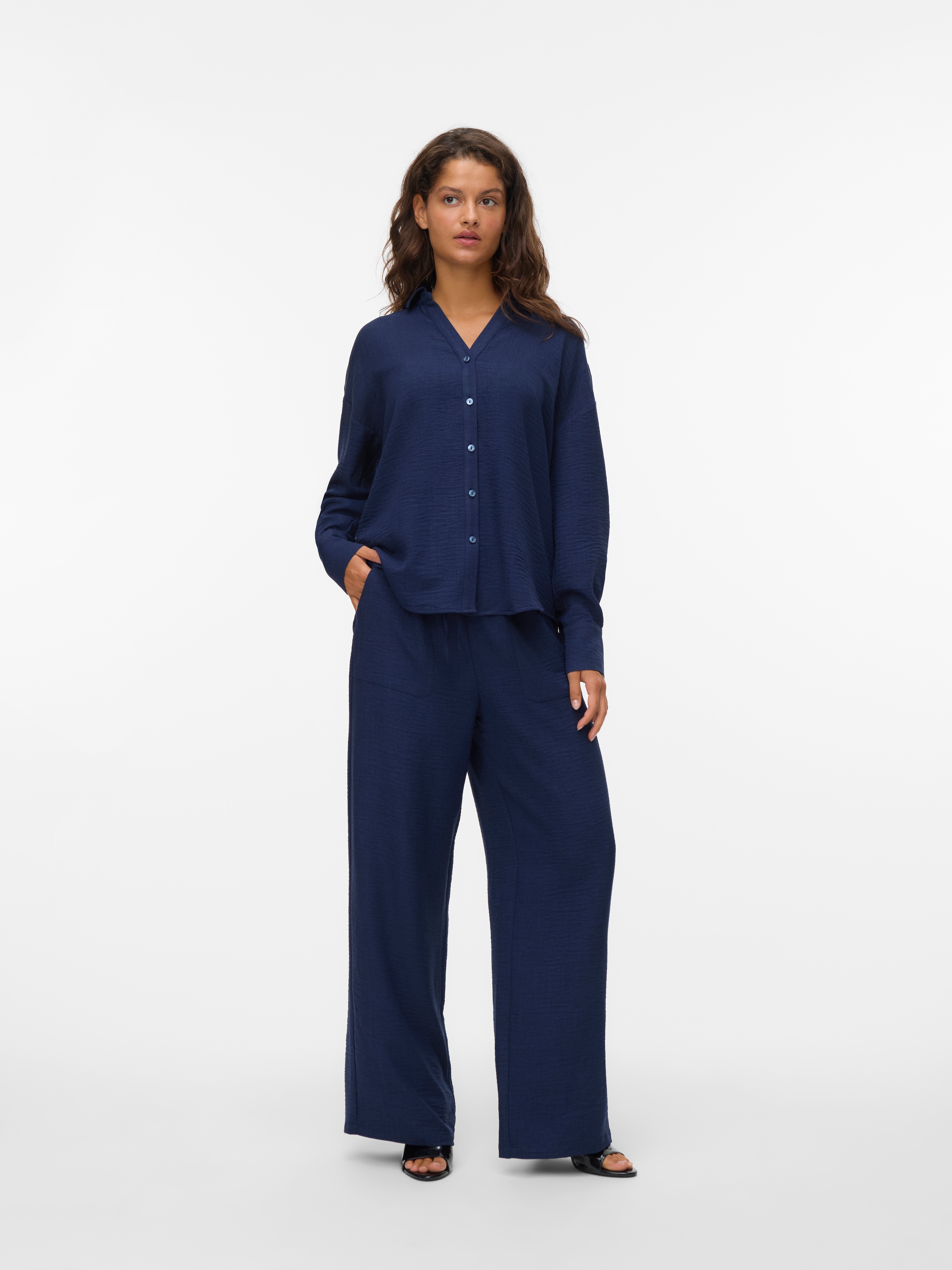 Vero Moda Langarmbluse »VMMELANEY QUEENY LS SHIRT WVN NOOS«