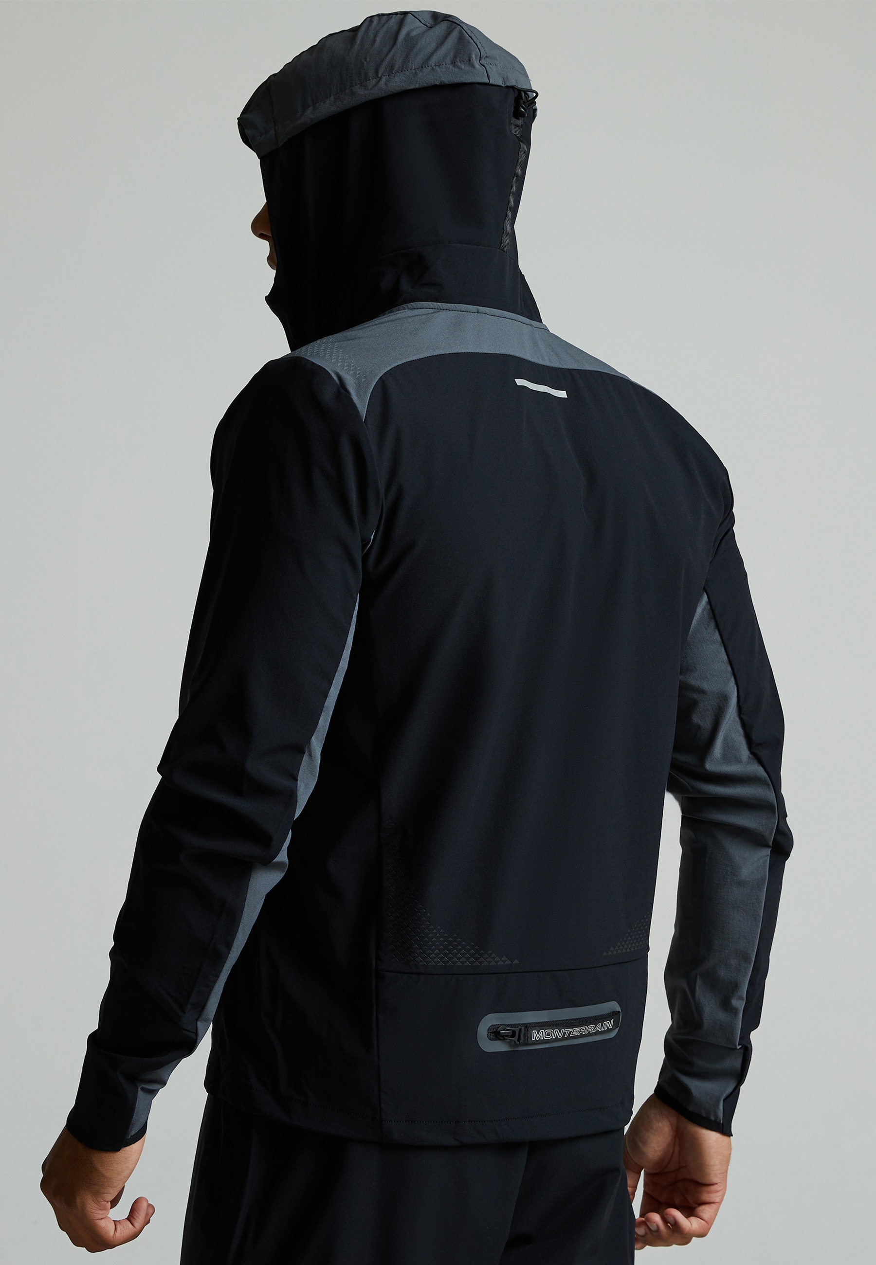 Monterrain Outdoorjacke »Monterrain DYNAMIC 2.0 WOVEN HOODY« 1 Stk. tlg. mit Kapuze