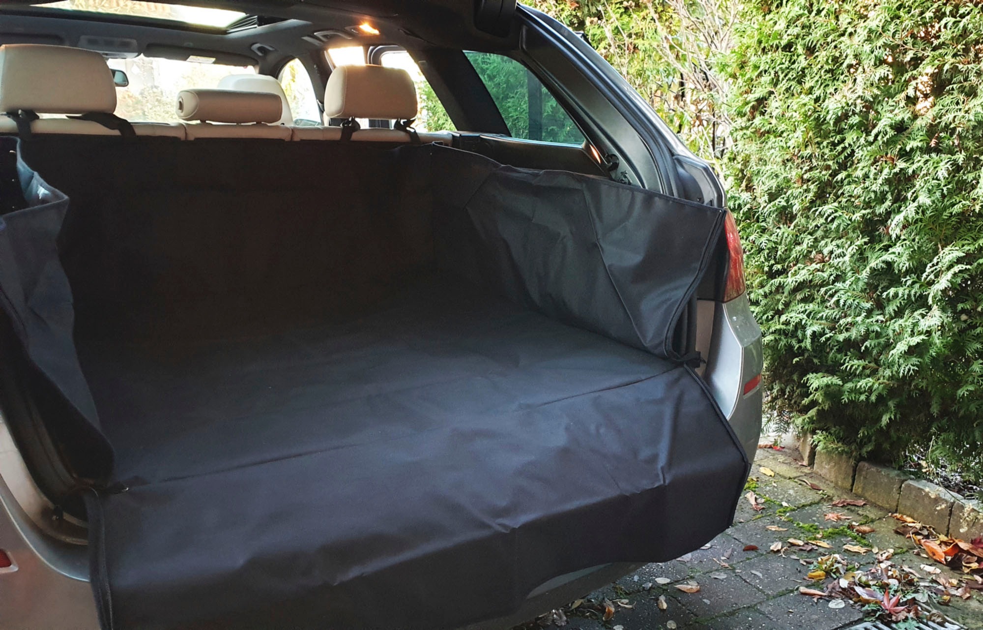 CARTREND Kofferraummatte "Kofferraum Schutzdecke SUV/Kombi"schwarz, Automatten