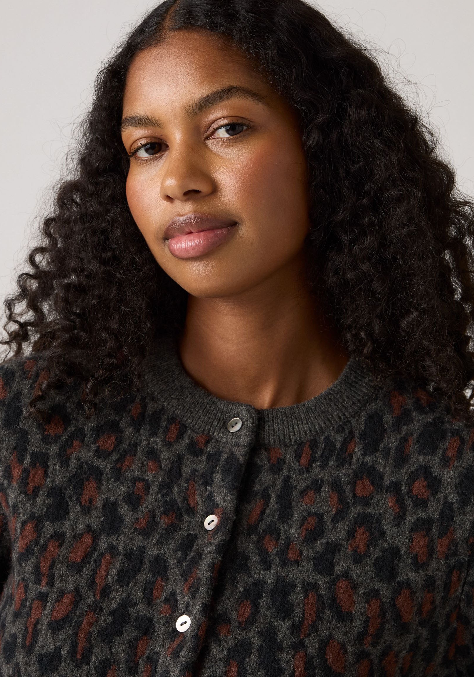 Thumbnail - Levis Strickjacke "TARA WOOLY CARDIG" mit Animal-Muster