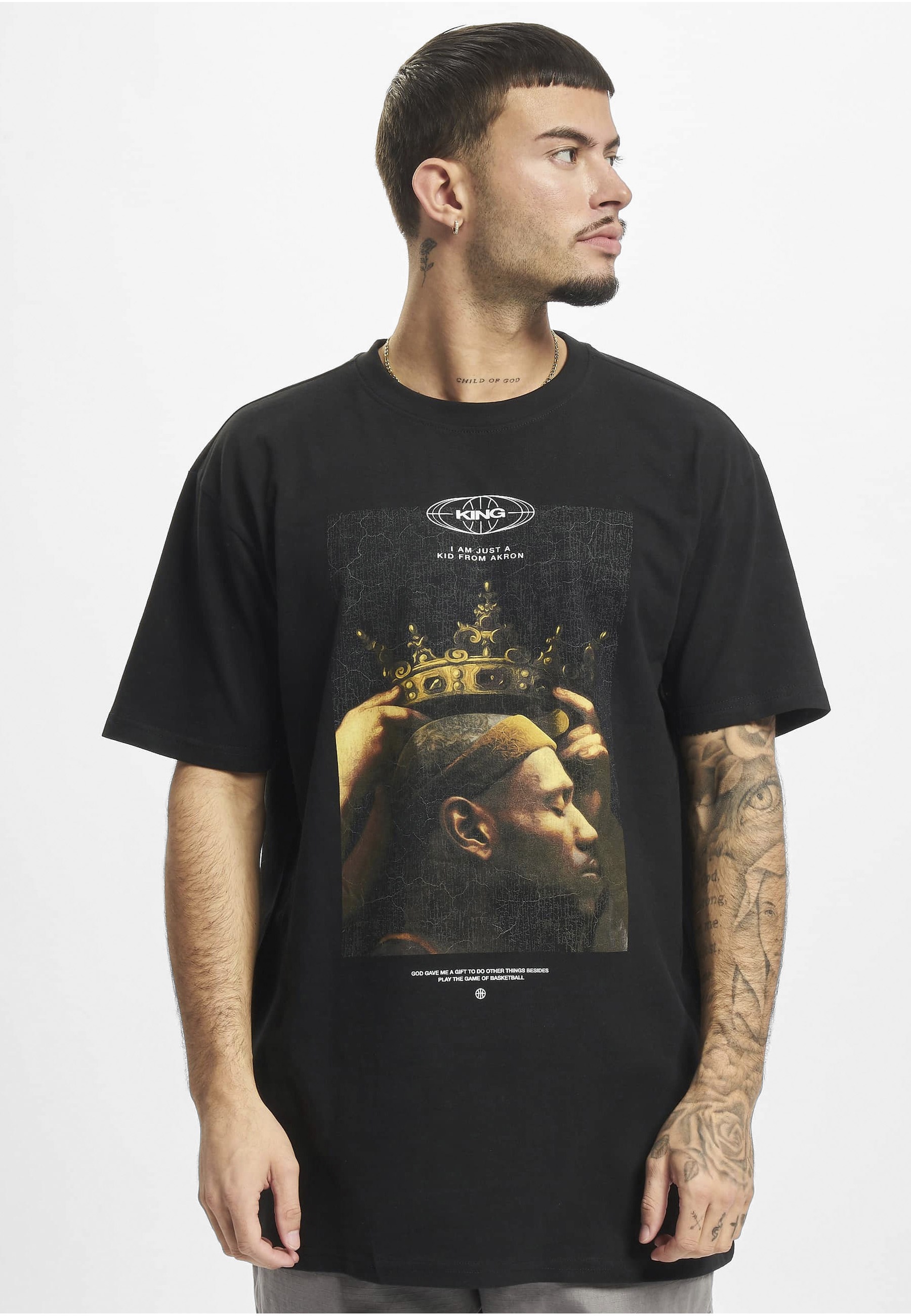 Upscale by Mister Tee Kurzarmshirt »Upscale by Mister Tee Herren Kid from Akron Oversize Tee« 1 Stk.