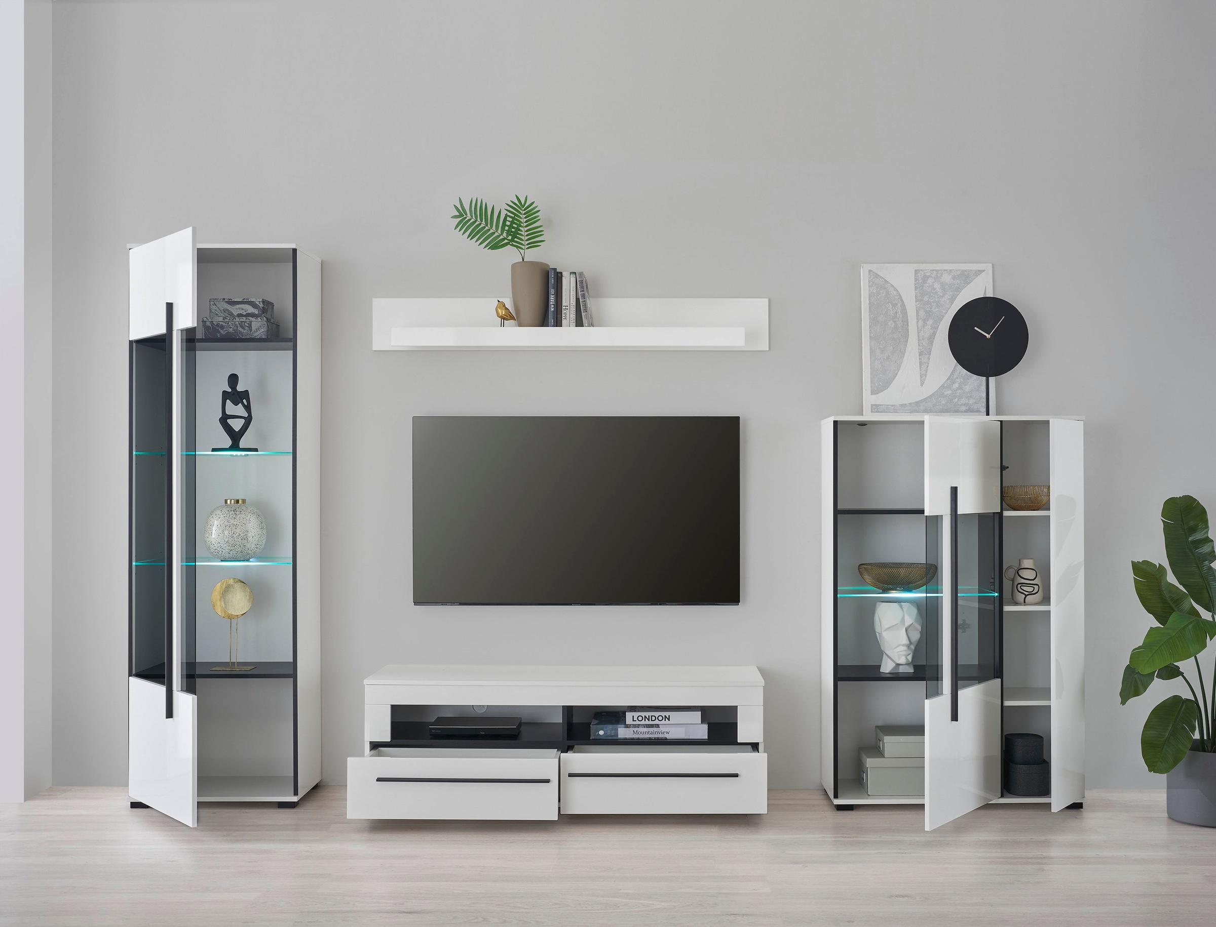 INOSIGN Wohnwand »Cantara, moderne Anbauwand, Wohnzimmer-Set, in Eiche Evoke oder Weiß«, (Set), enthält zwei Vitrinen, ein Lowboard und ein Wandboard