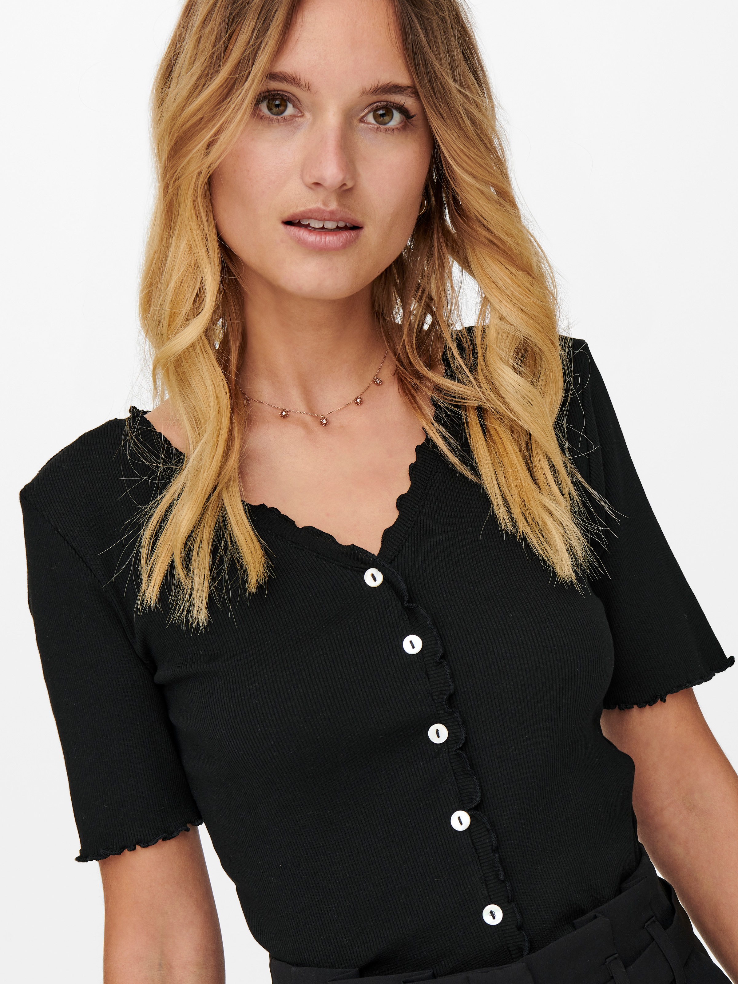 ONLY Kurzarmshirt »ONLLAILA S/S BUTTON TOP JRS«