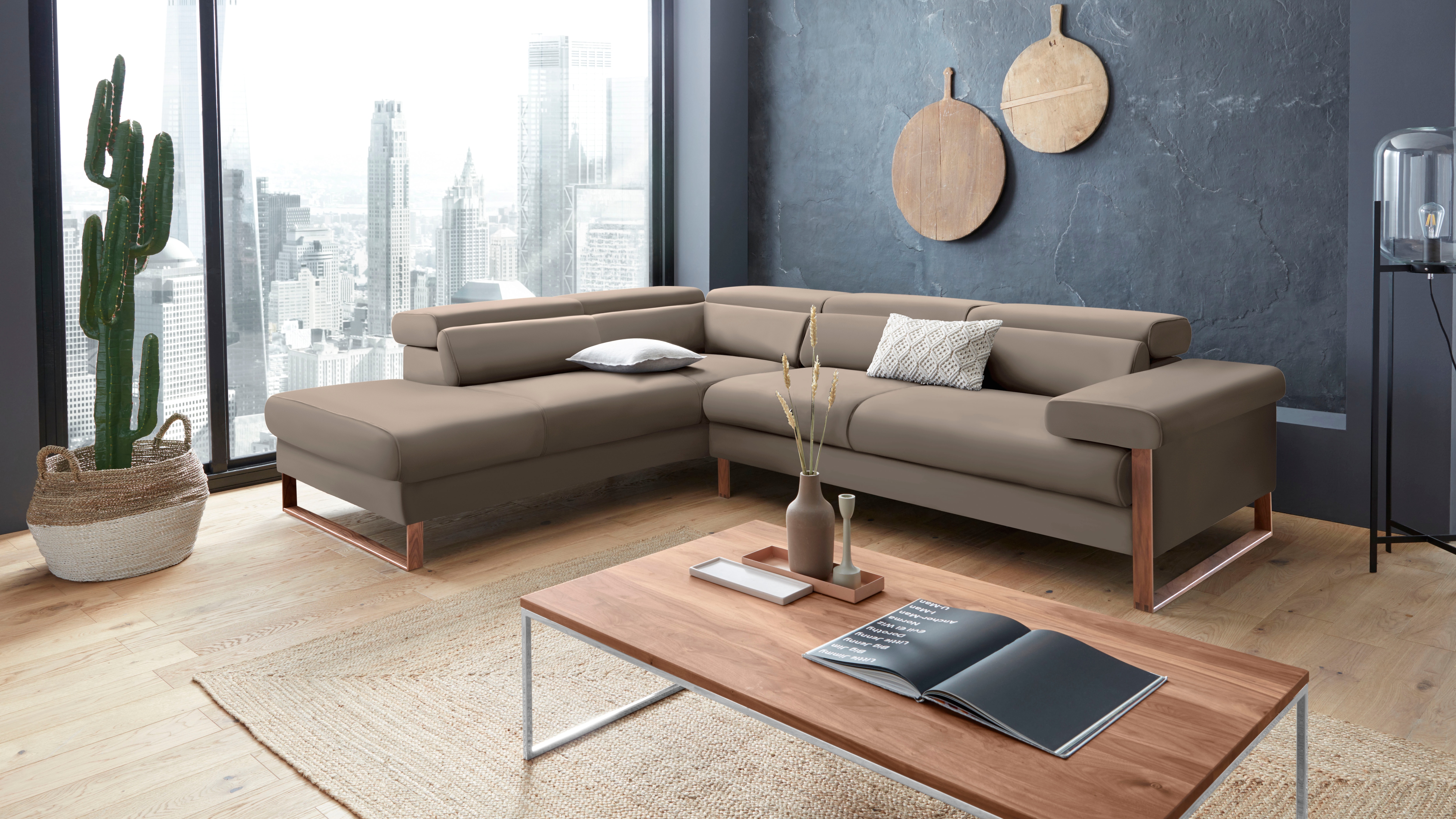 W.SCHILLIG Ecksofa "finn, Designsofa mit tollem Sitzkomfort, bequem, L-Form" German Design Award 2016, Fußgestell Nussbaum natur, Breite 281 cm