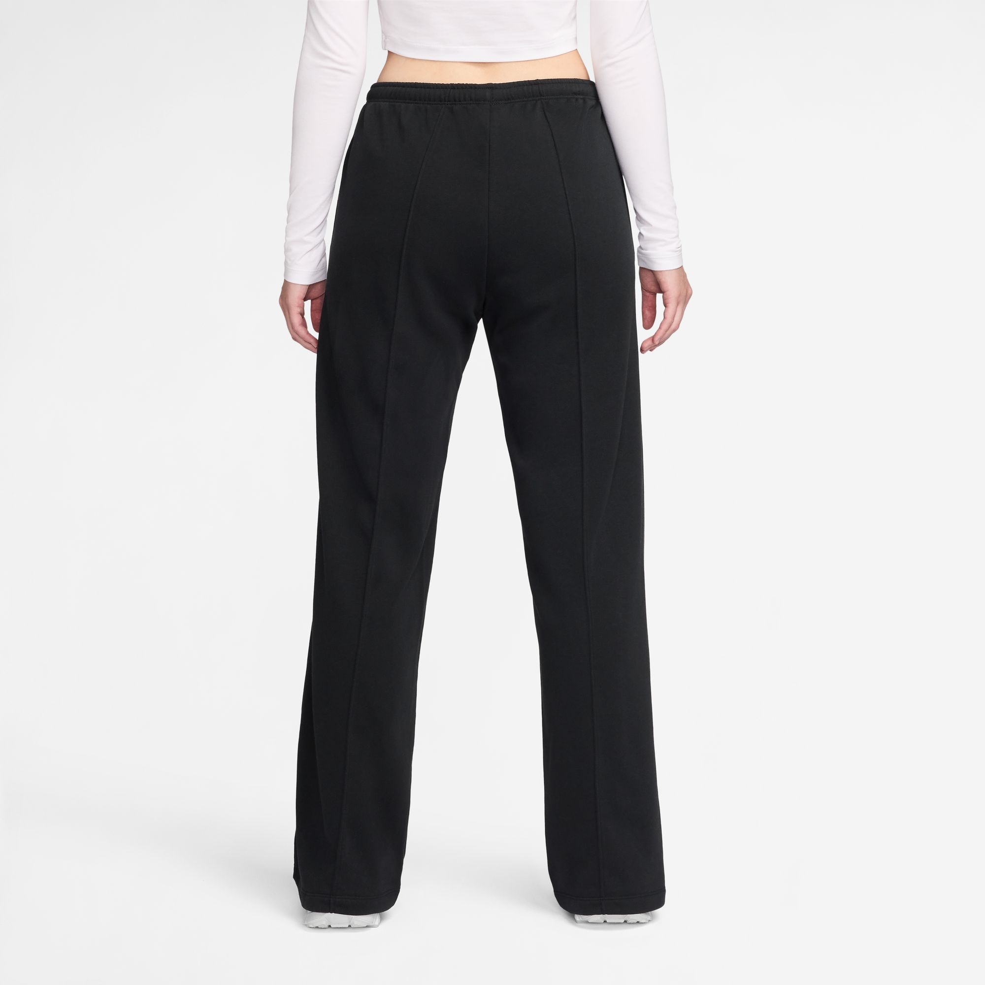 Nike Sportswear Sporthose »W NSW OFFLN CHLL FT OH MR PANT«  aus Baumwolle und Polyester, mit elastischem Bund, lockerer Schnitt