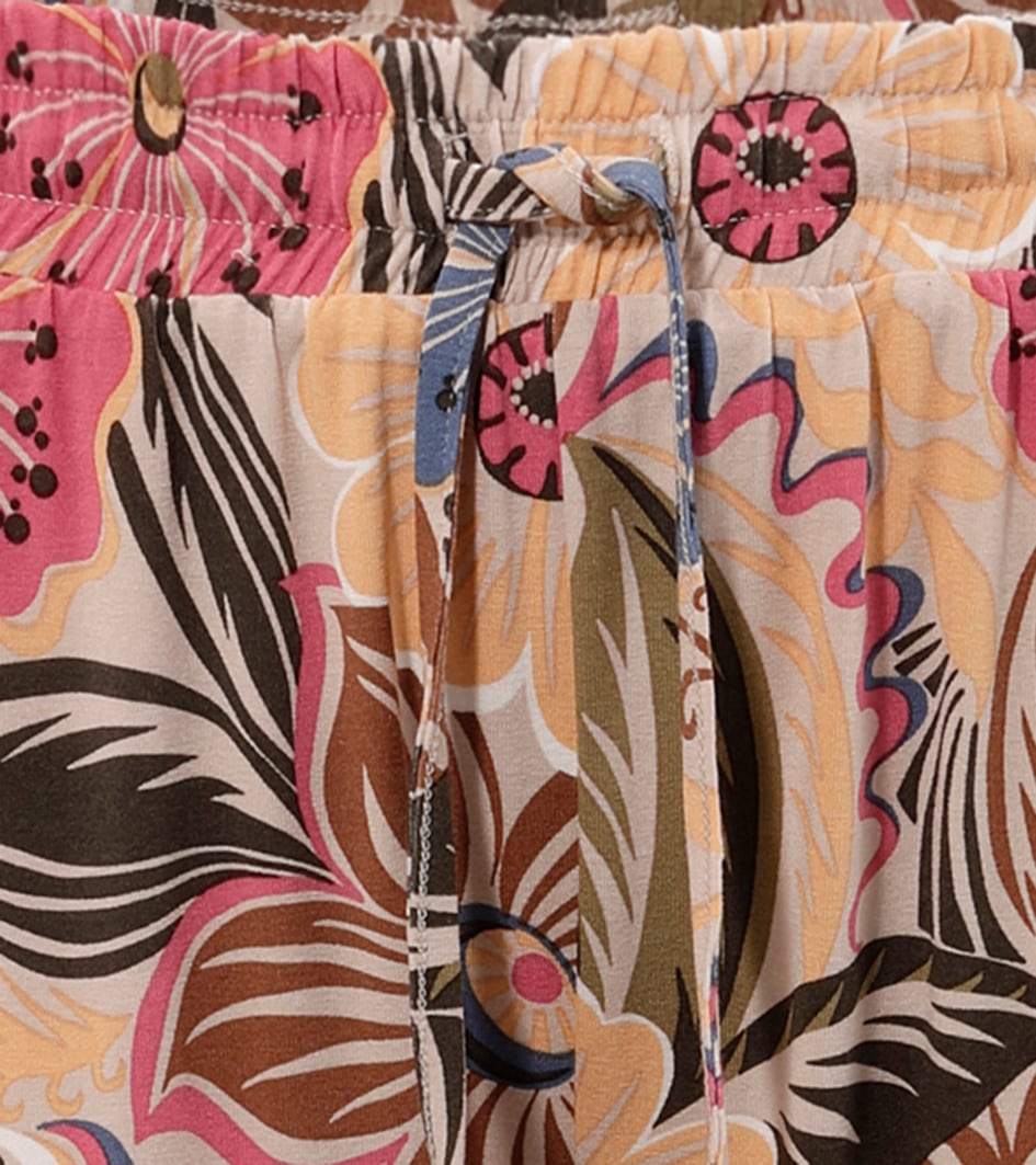 Aniston CASUAL Schlupfhose, mit großflächigen Blüten und Blättern bedruckt - NEUE KOLLEKTION
