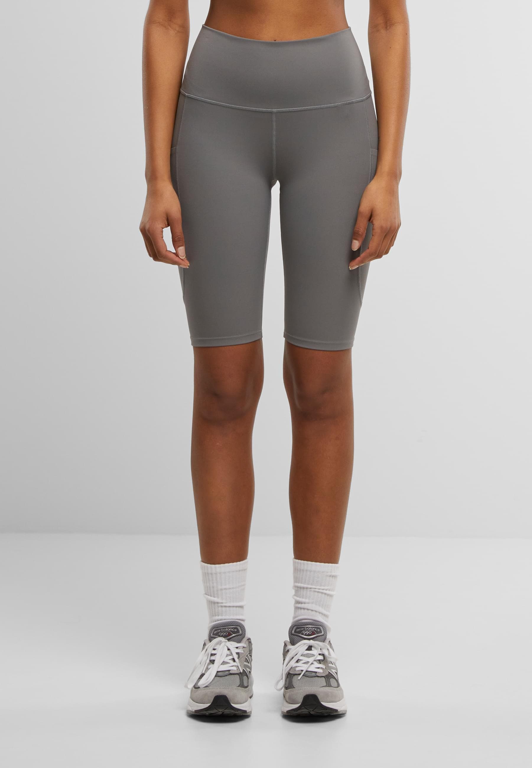 URBAN CLASSICS Radlerhose »Urban Classics Ladies Cycling Short Ladies Cycling Short«, (1 tlg.)