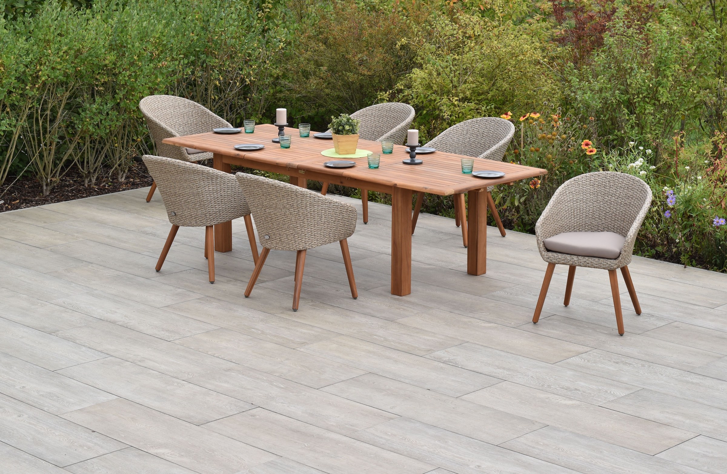 MERXX Garten-Essgruppe »»Arrone««, (Set, 7 tlg., Tisch doppelt ausziehbar: 100x 180/220/260x 75 cm), Sesselbeine aus Akazienholz, Beine 9x9 cm, Tischplatte 3 cm