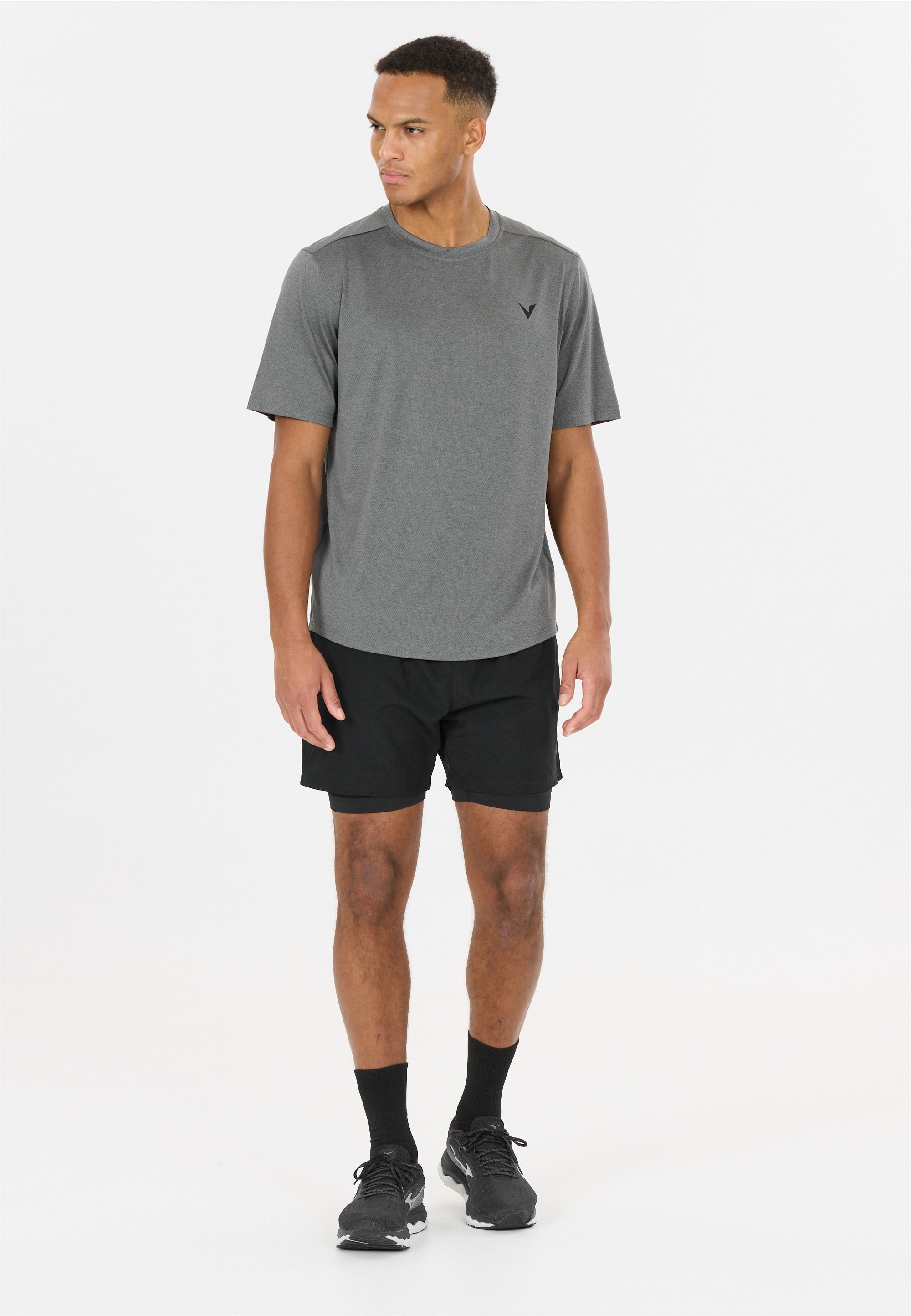 Virtus Shorts "Zayne V2" mit elastischem Bund und innenliegendem Kordelzug günstig online kaufen