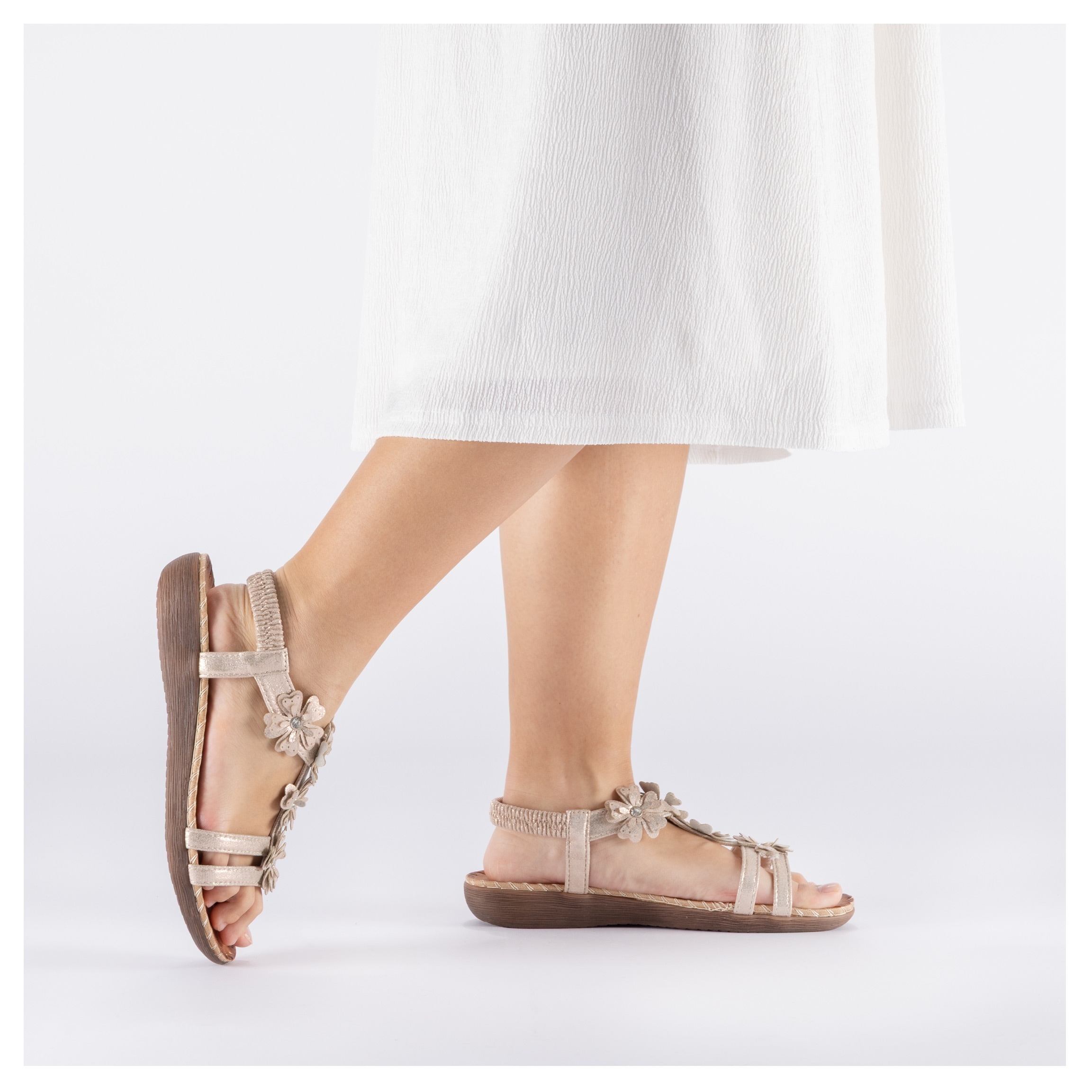 Rieker Sandale  Sommerschuh, Urlaubsschuh mit Blütenverzierung und Glitzersteine