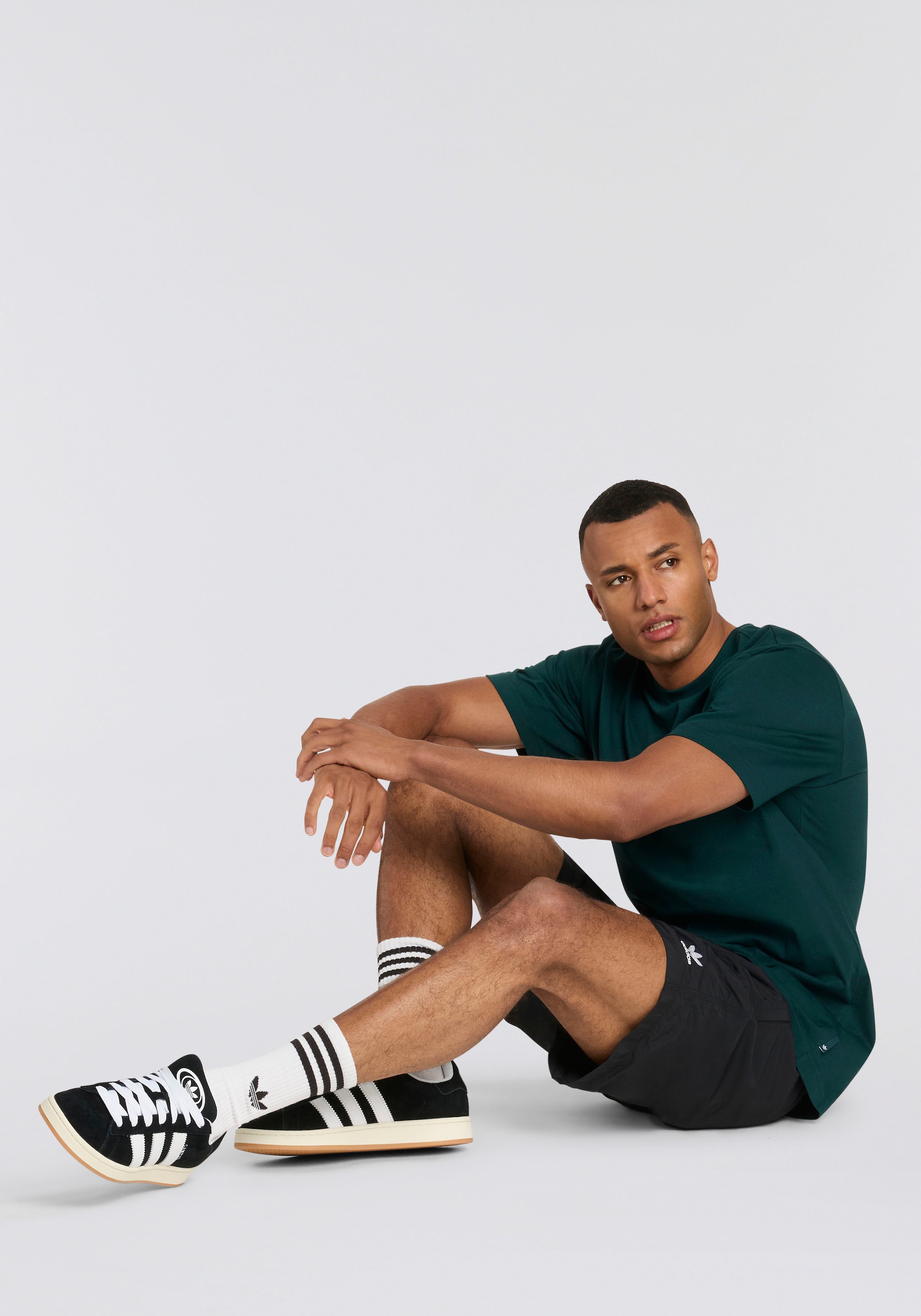 adidas Originals Shorts »ESS WVN SHORTS«, (1 tlg.)