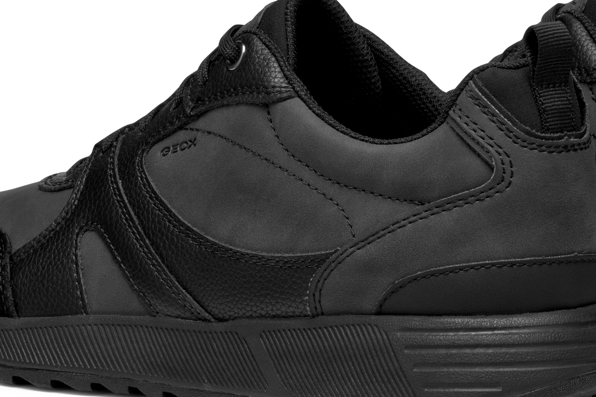 Geox Sneaker »U MOLVENO A«, Freizeitschuh, Halbschuh, Schnürschuh mit Plateausohle