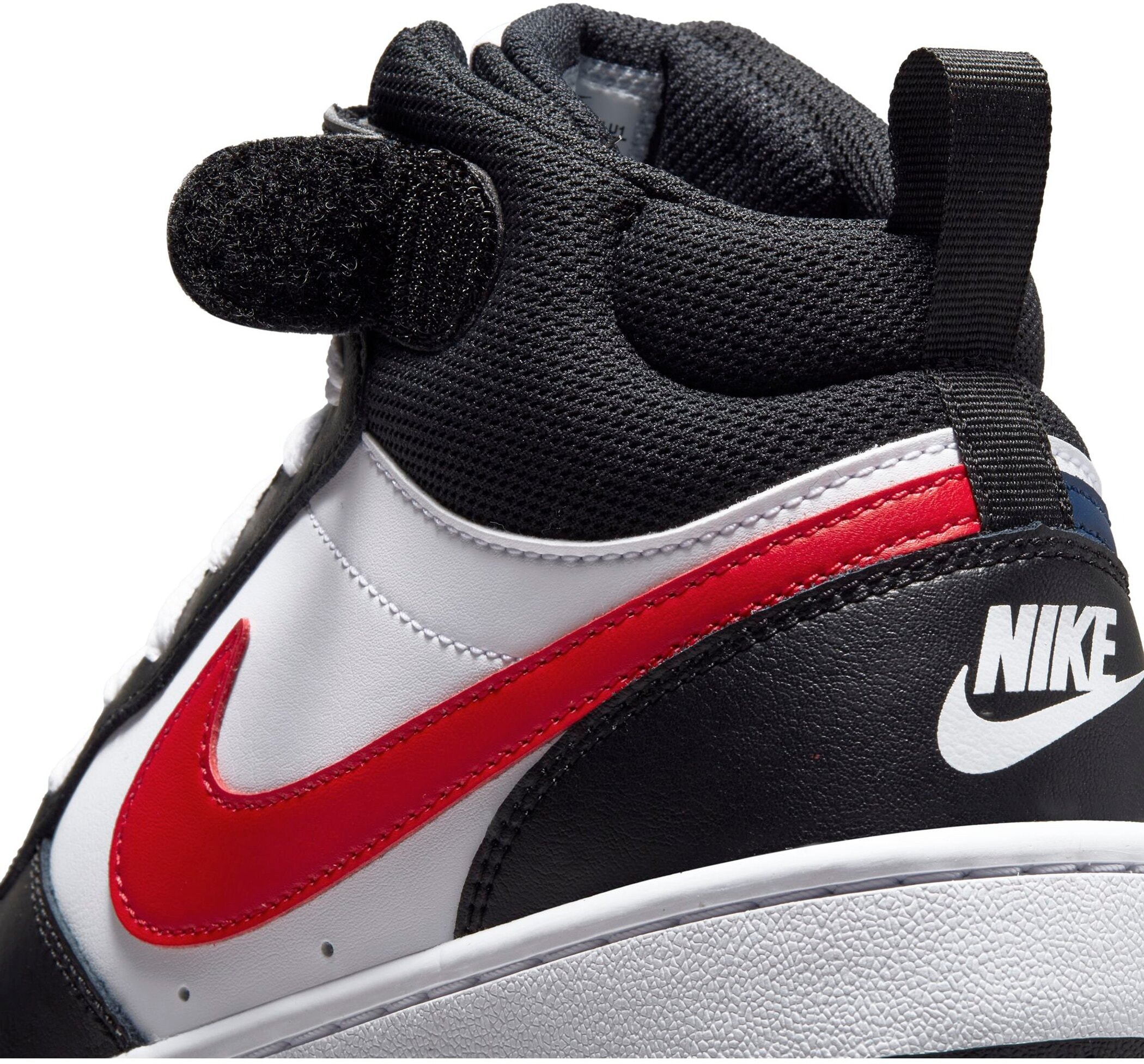 Nike Sportswear Sneaker »COURT BOROUGH MID 2 BG«  Design auf den Spuren des Air Force 1, für Kinder & Jugendliche