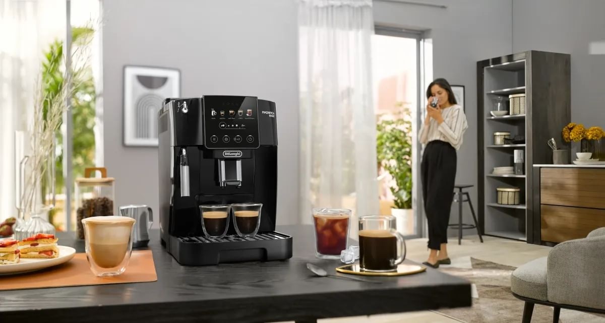 De'Longhi Kaffeevollautomat »Magnifica Start Pop ECAM220.51.B« Intuitives Touch Bedienfeld, Iced Americano, einstellbares Aroma