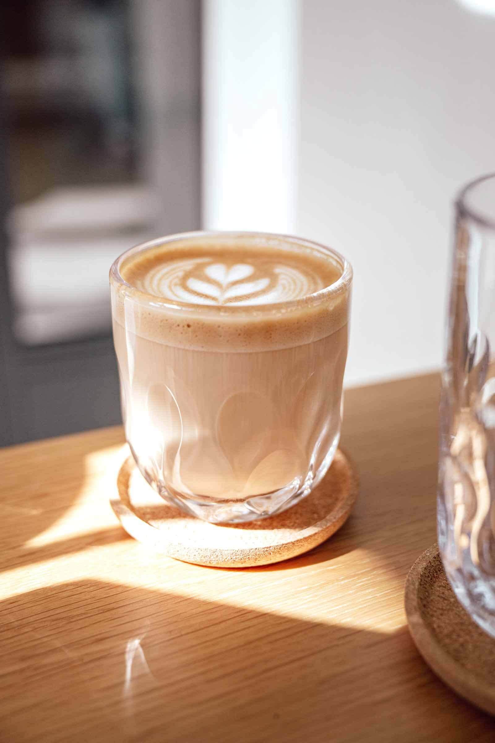 LEONARDO Latte-Macchiato-Glas »Kaffeegläser-Set (1/2/3) Gocce 220 ml 6er Set transparent«