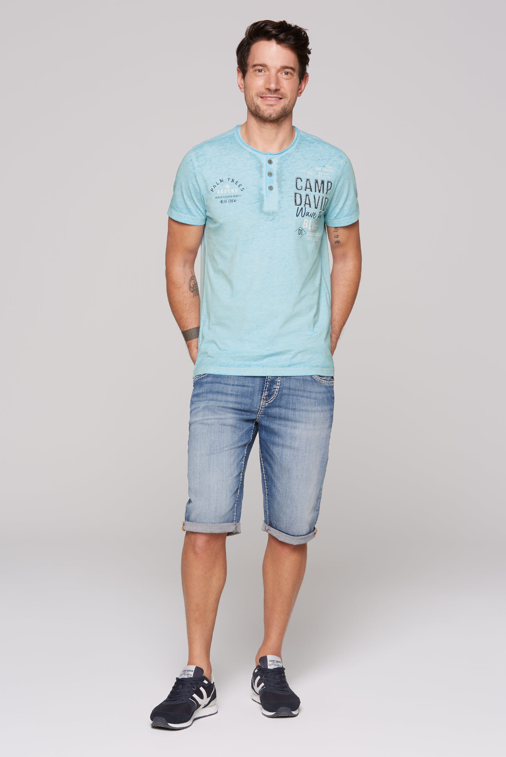CAMP DAVID Henleyshirt, mit Rollsaum am Ausschnitt