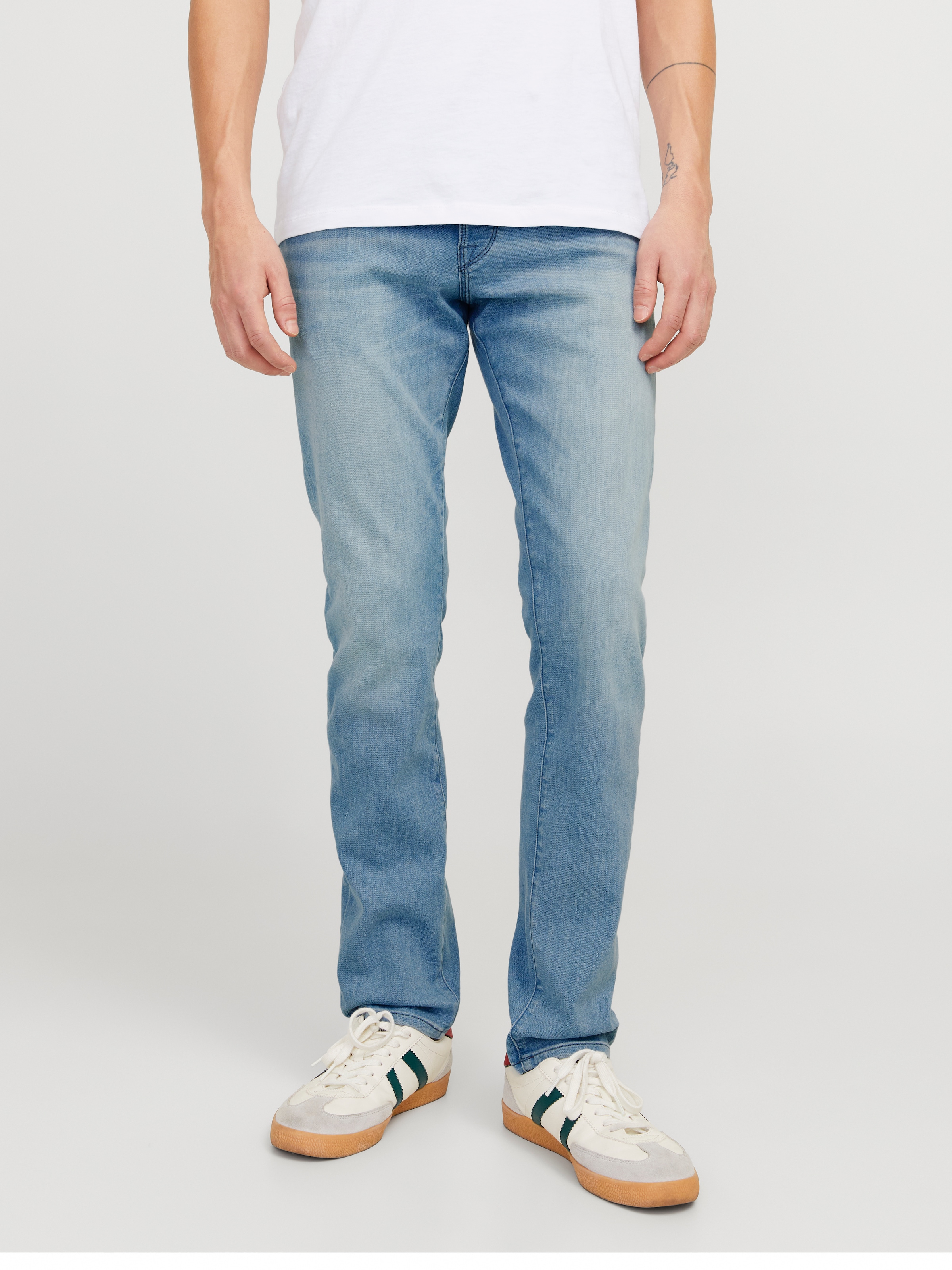 Jack & Jones "JJIGLENN – Jeans mit Stretch, niedriger Leibhöhe und Taschen" günstig online kaufen