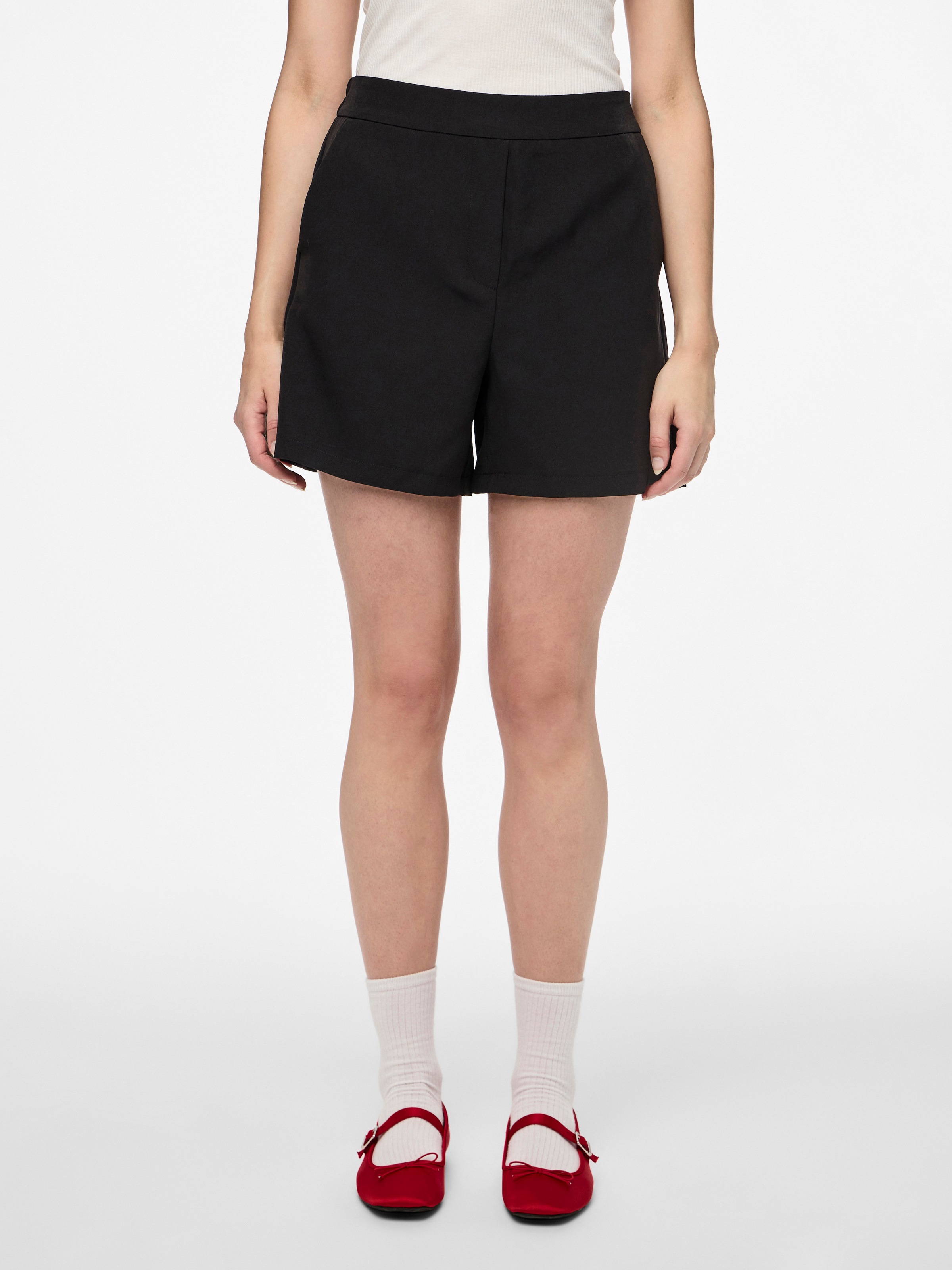 pieces Shorts "PCBOZZY HW SHORTS NOOS BC" günstig online kaufen