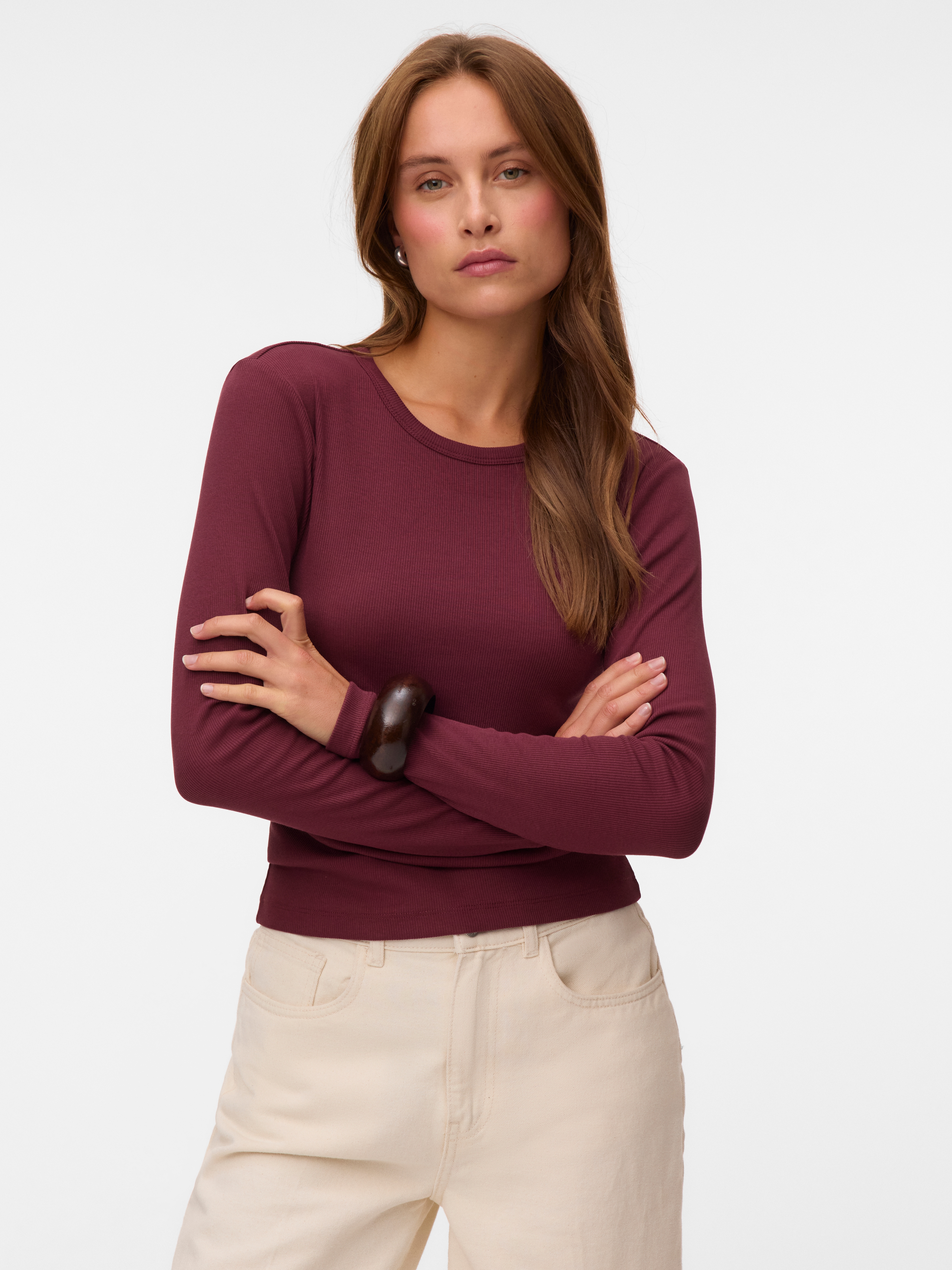 Vero Moda Langarmshirt "VMCHLOE LS SHORT TOP JRS NOOS" Baumwollmischung, slim fit
