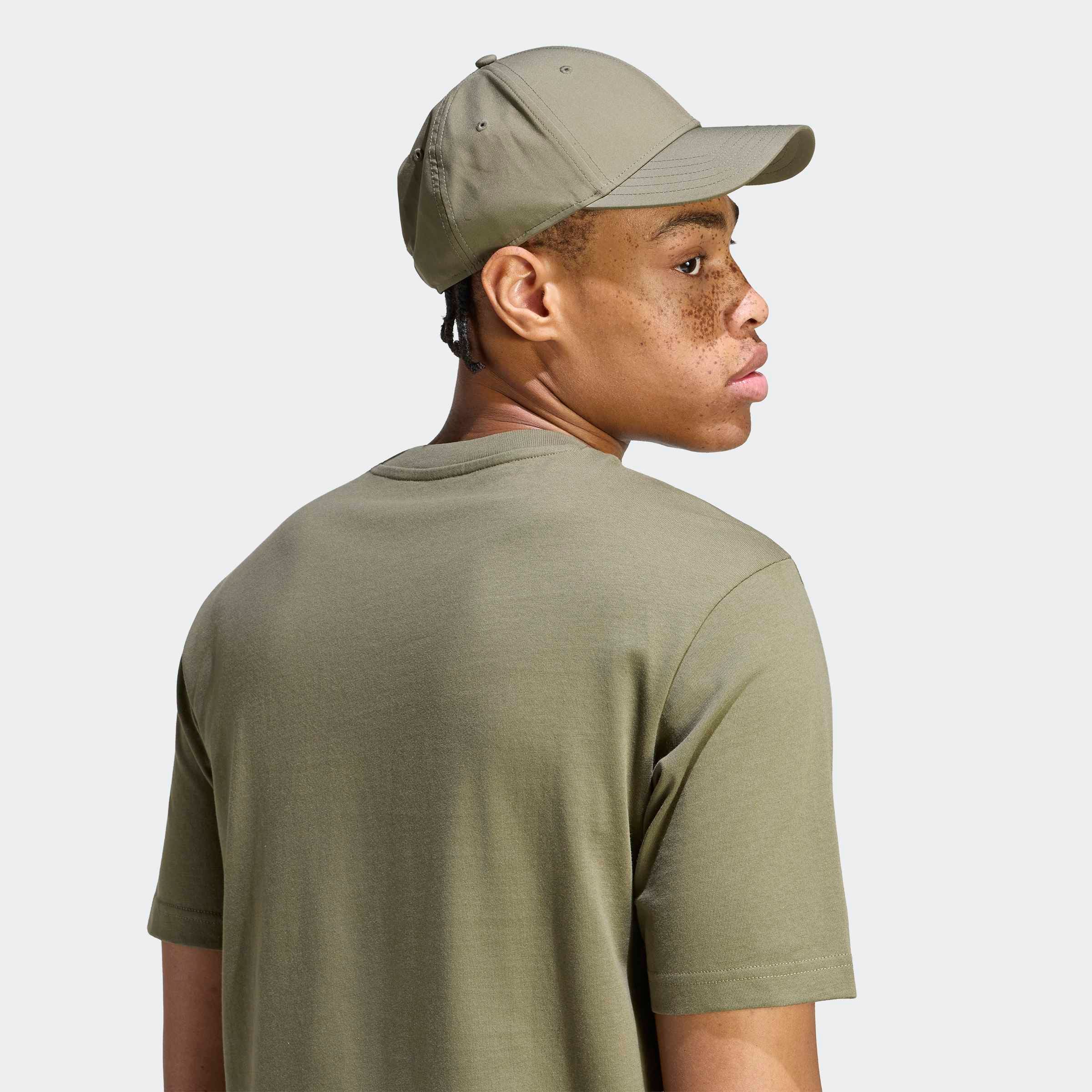 adidas Sportswear »M MOS OUTDOOR T« sportlicher Stil, mit Rundhalsausschnitt, aus Baumwolle