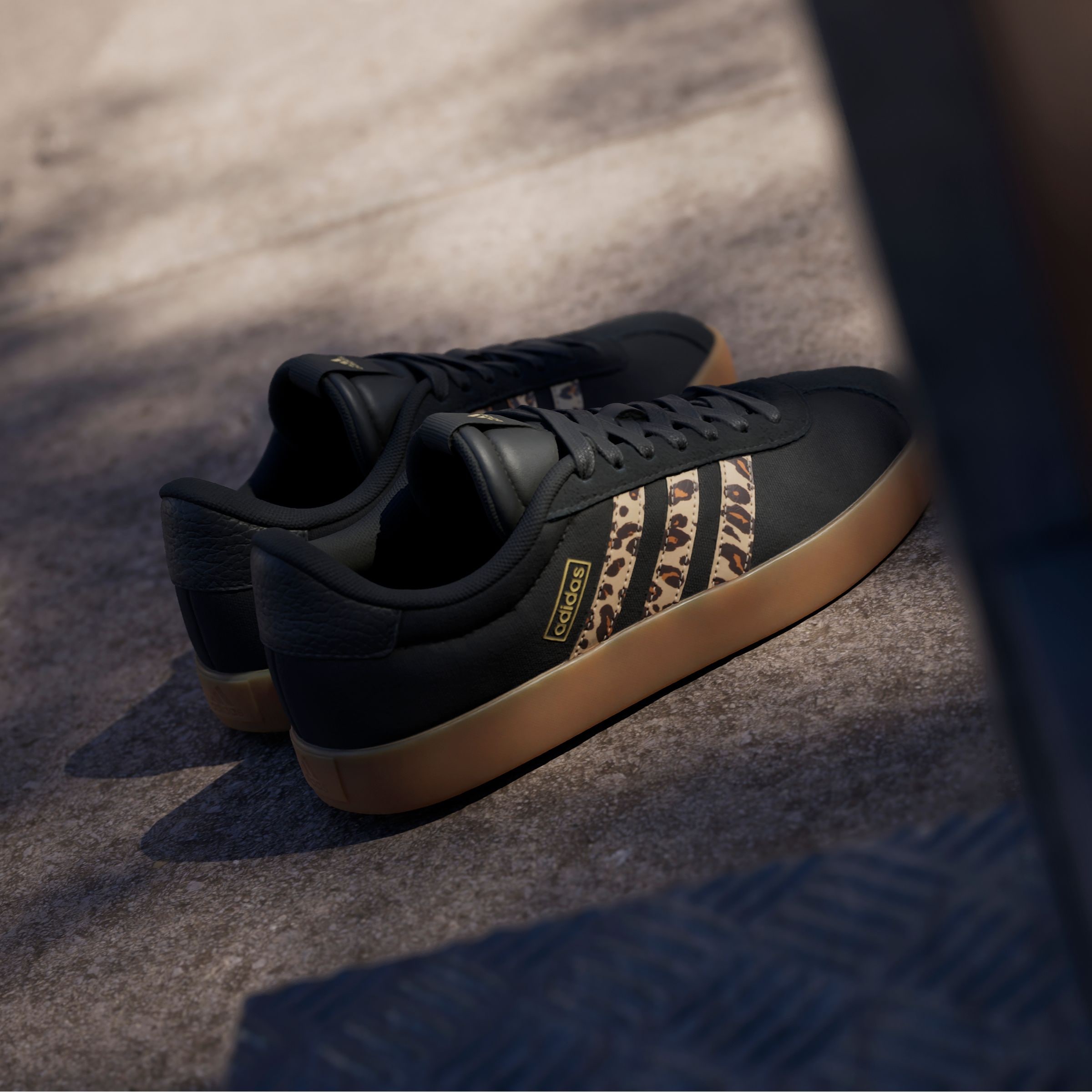 adidas Sportswear Sneaker »VL COURT 3.0«, inspiriert vom Design des adidas samba