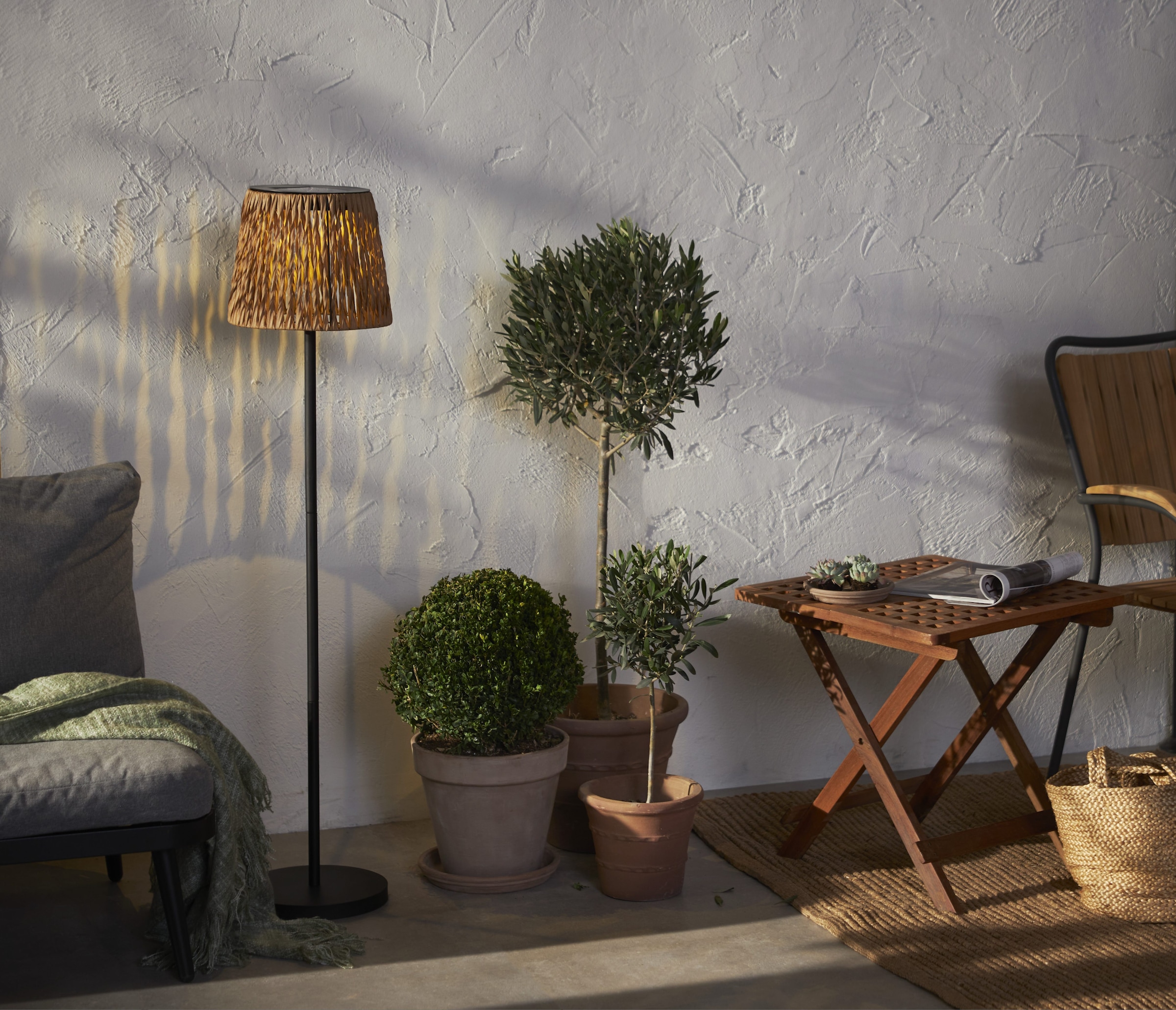 Parforce Traditional Hunting LED Solarleuchte »Solarlampe Cesta« LED-Board 1 Stk. Warmweiß Dämmerungssensor, synthetische Rattan-Optik