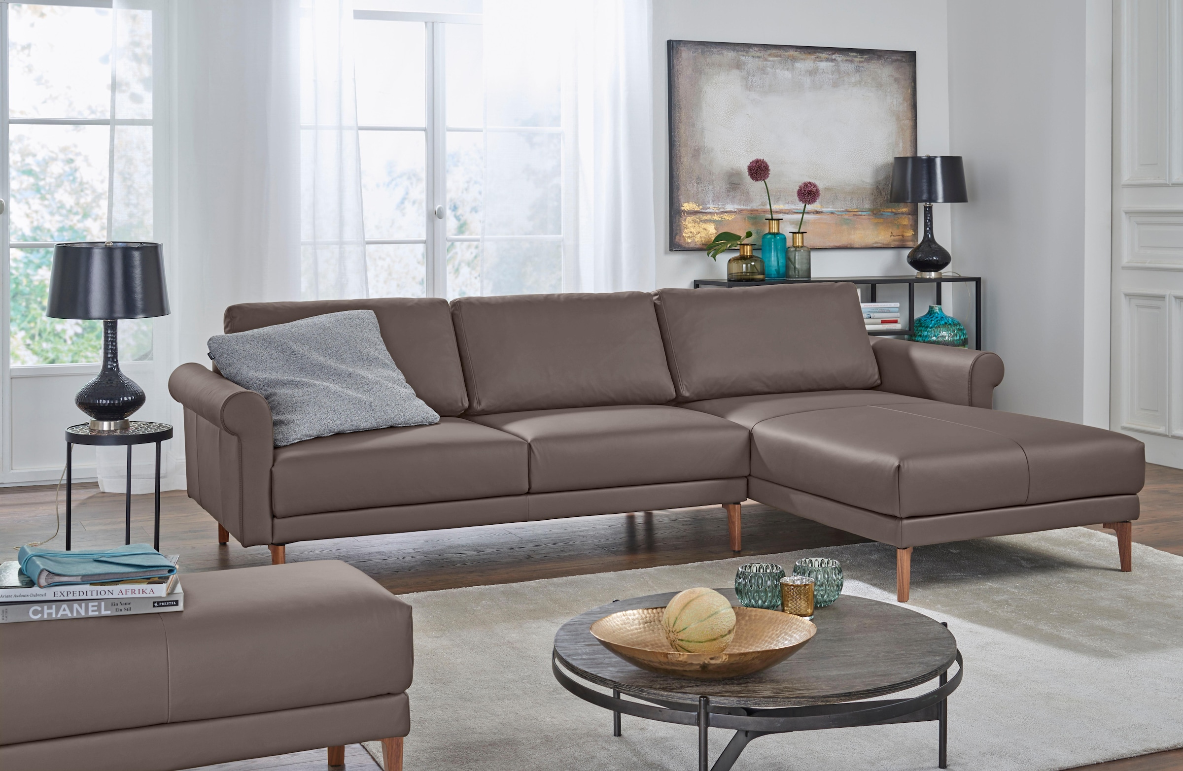 Creation BY ROLF BENZ Ecksofa "CR.450, Designecksofa, L-Form" Armlehne Schnecke modern Landhaus, Breite 262 cm, Fuß Nussbaum