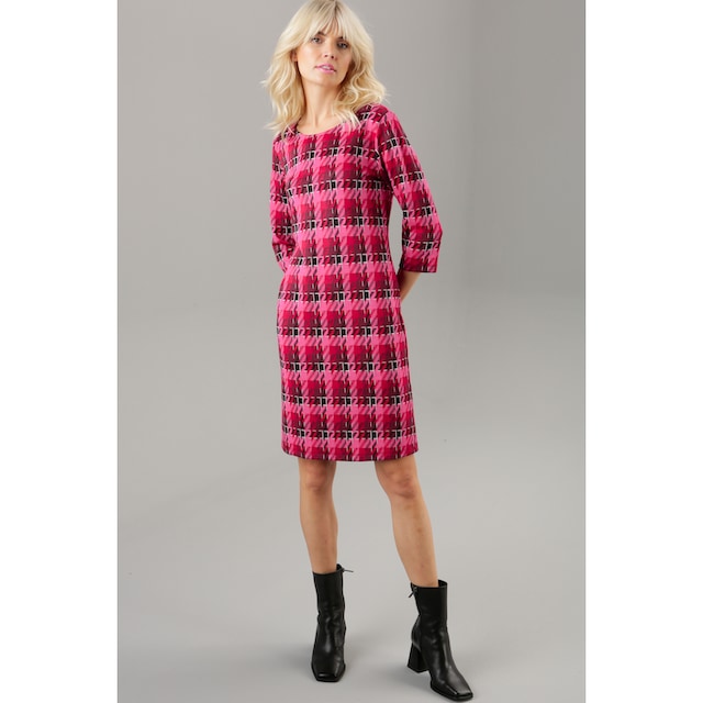 trendy Allover-Muster Jerseykleid, NEUE - mit für Knallfarben Aniston | bestellen BAUR KOLLEKTION in SELECTED