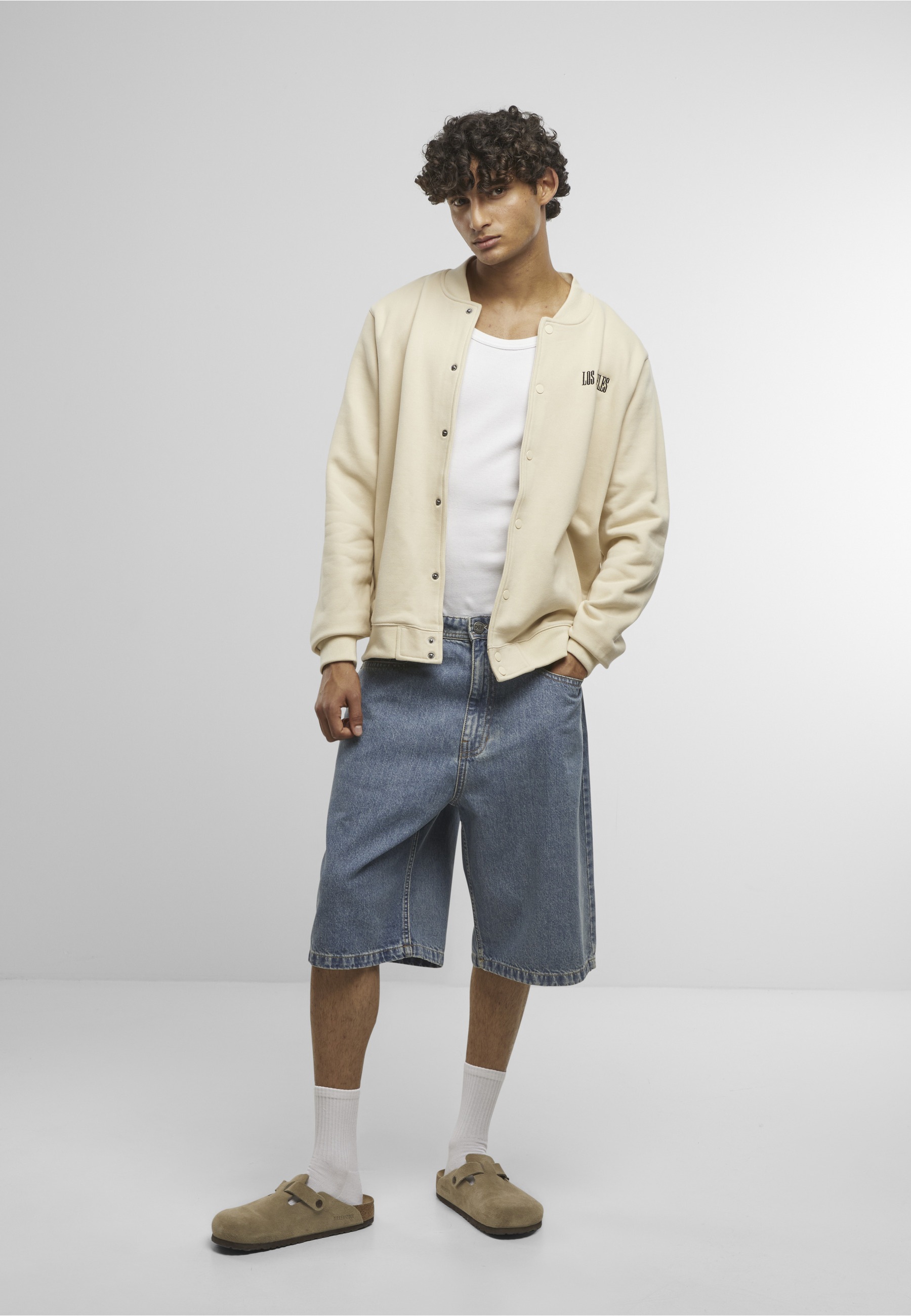 MisterTee Collegejacke »MisterTee Los Angeles EMB Heavy Tonal College Jacket« 1 Stk. tlg. ohne Kapuze