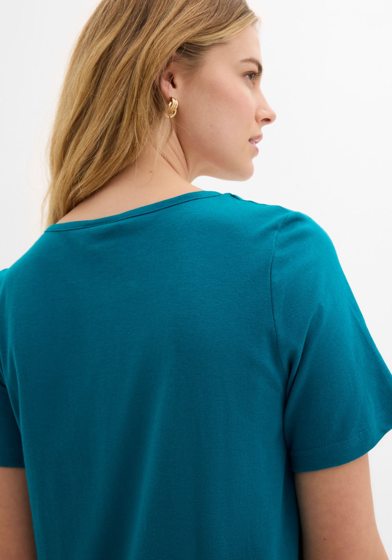 bonprix T-Shirt »T-Shirt in A-Linien-Form, kurzarm« dezente A-Linie, Kurzarm, aus Baumwolle und Viskose