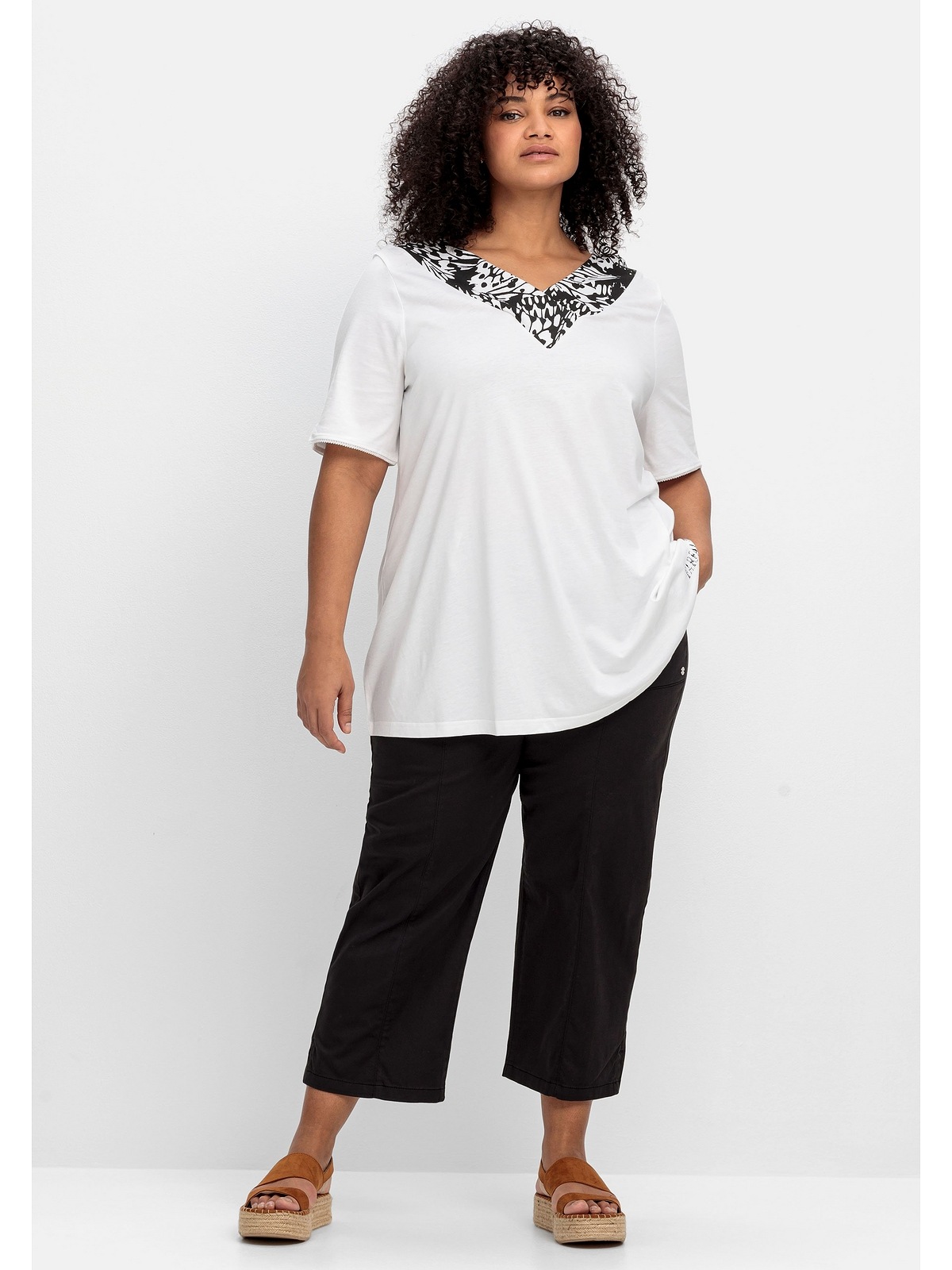 bestellen BAUR Sheego Größen«, Longshirt »Große | Blende breiter mit V-Ausschnitt am online