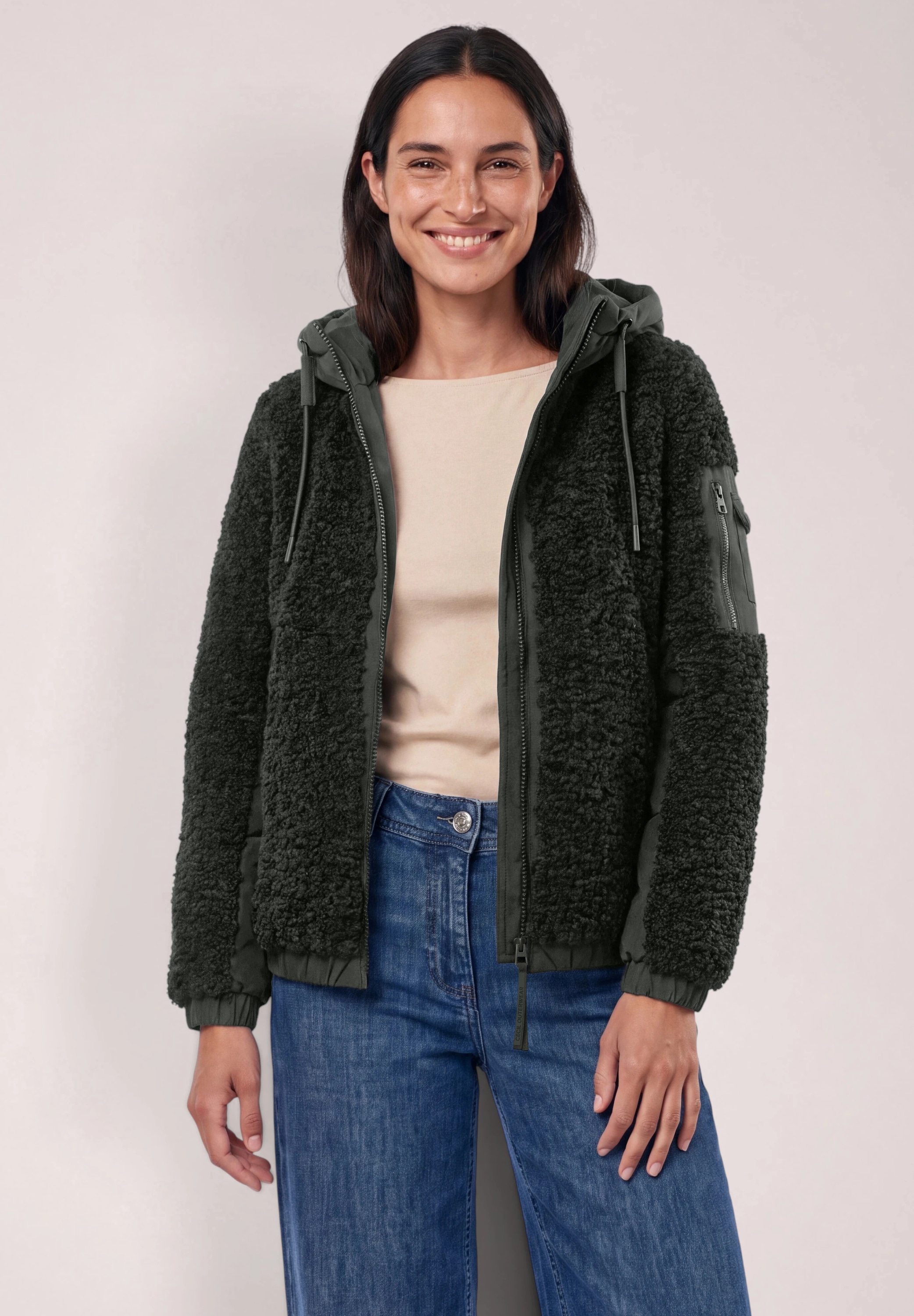 Cecil Fellimitatjacke mit Kapuze mit Kapuze mit Tunnelzugband