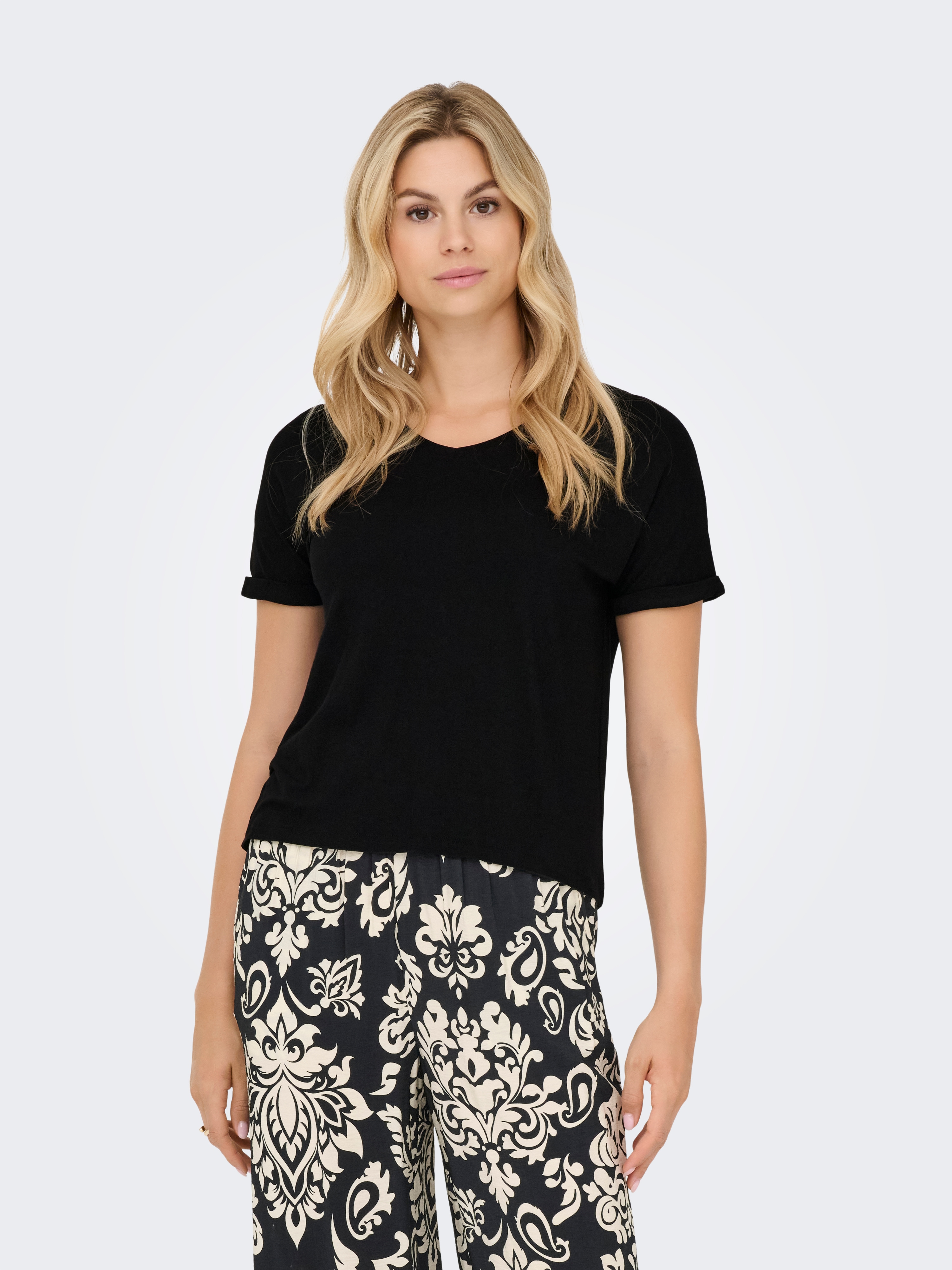 JDY T-Shirt "JDYSISSY S/S V-NECK TOP JRS DIA"