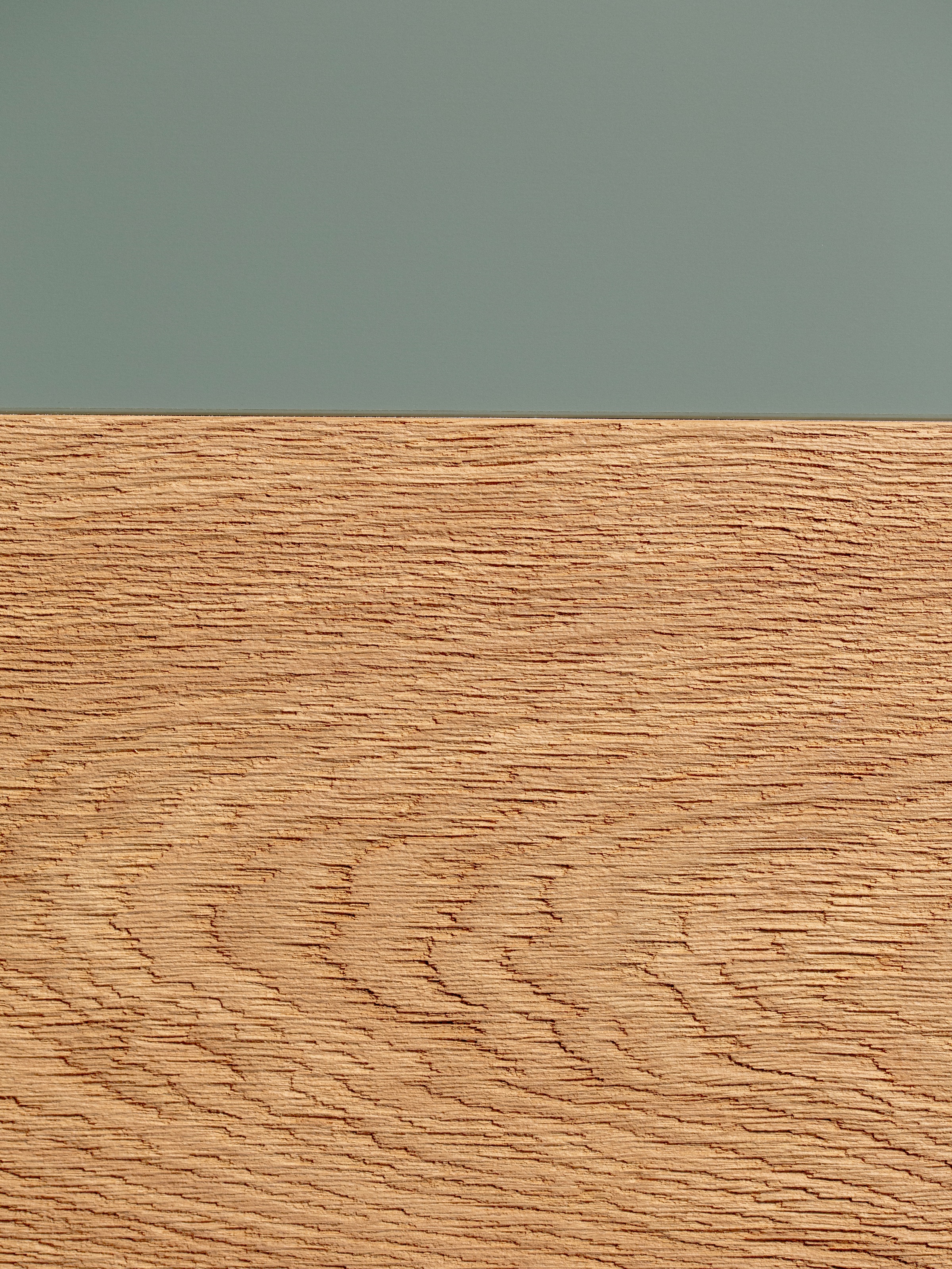 rauch Schwebetürenschrank »Kleiderschrank Schrank Garderobe Schlafzimmerschrank MALVA«, Bauchbinde abgesetzt in gebürstetem Eiche Furnier MADE IN GERMANY