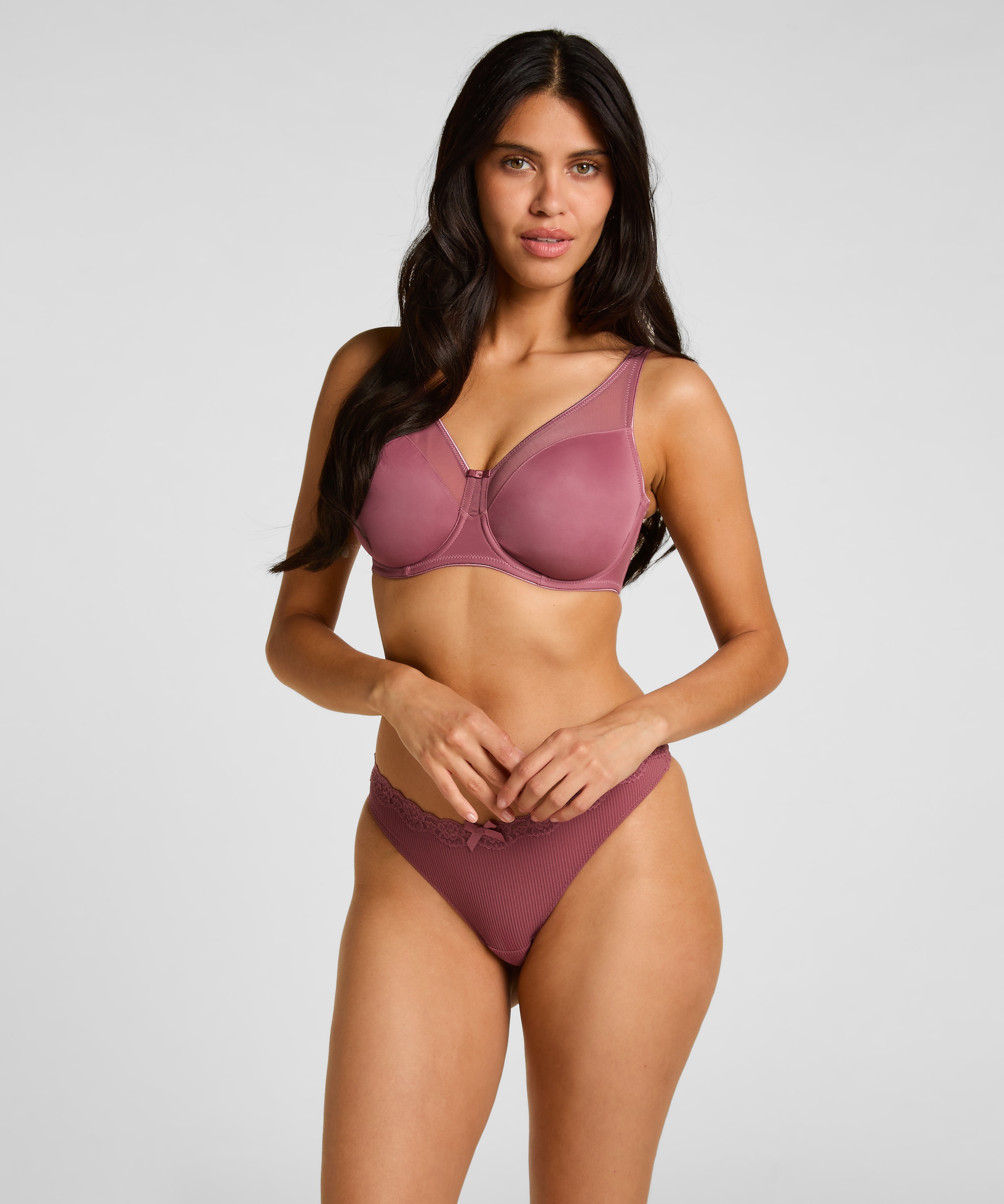 Hunkemöller Bügel-BH »Nina Non-Padded Underwired Minimizer Bra«