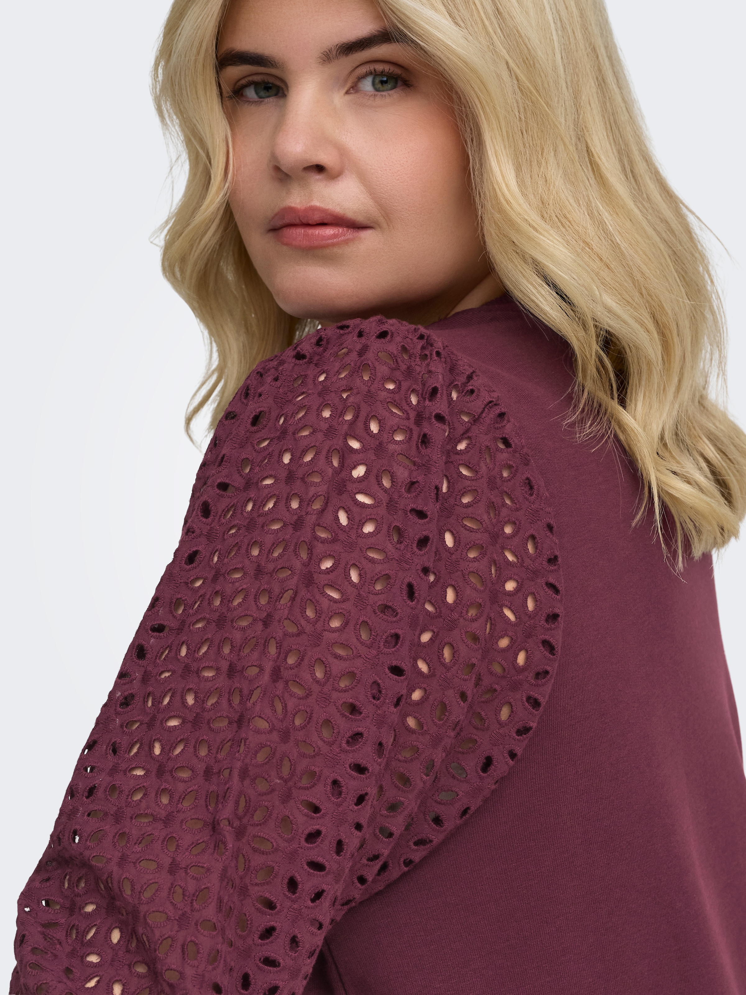 ONLY CARMAKOMA Midikleid »CARDONNA L/S MIX O-NECK MIDI DRESS JRS« Baumwollmischung