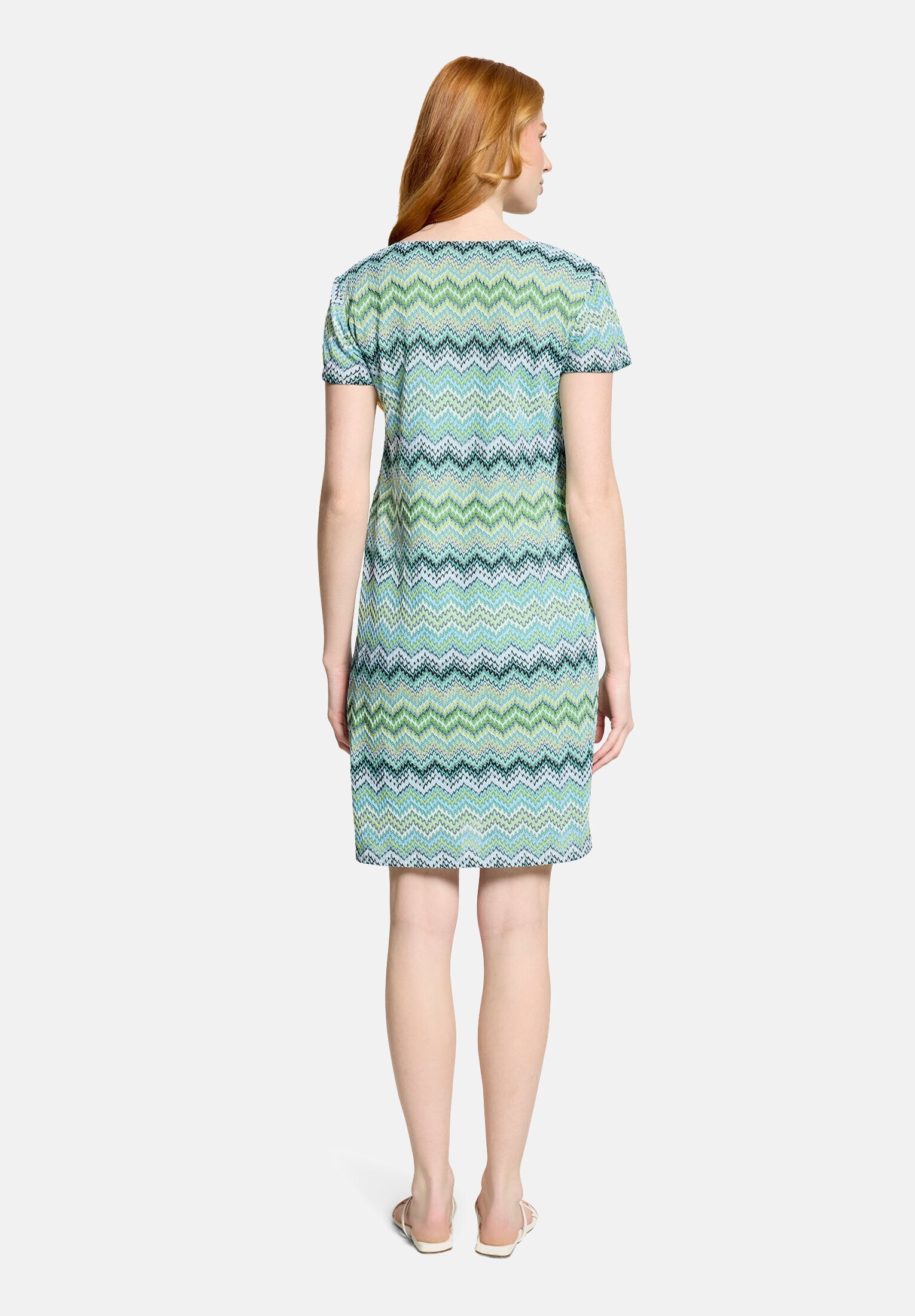 Betty Barclay Sommerkleid »Damen mit V-Ausschnitt« Ohne Tasche