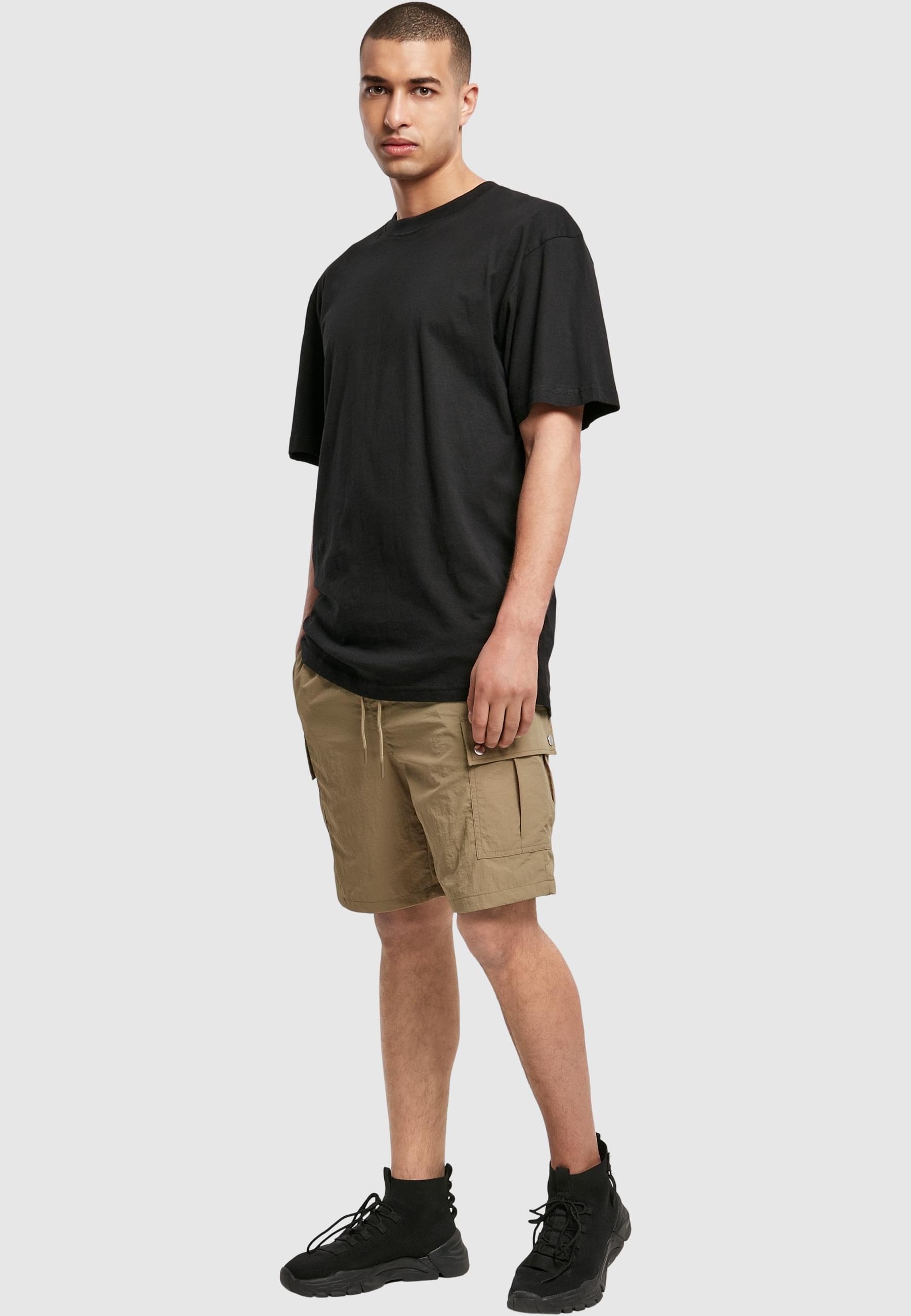 URBAN CLASSICS Cargohose »Urban Classics Herren Nylon Cargo Shorts«, (1 tlg.)