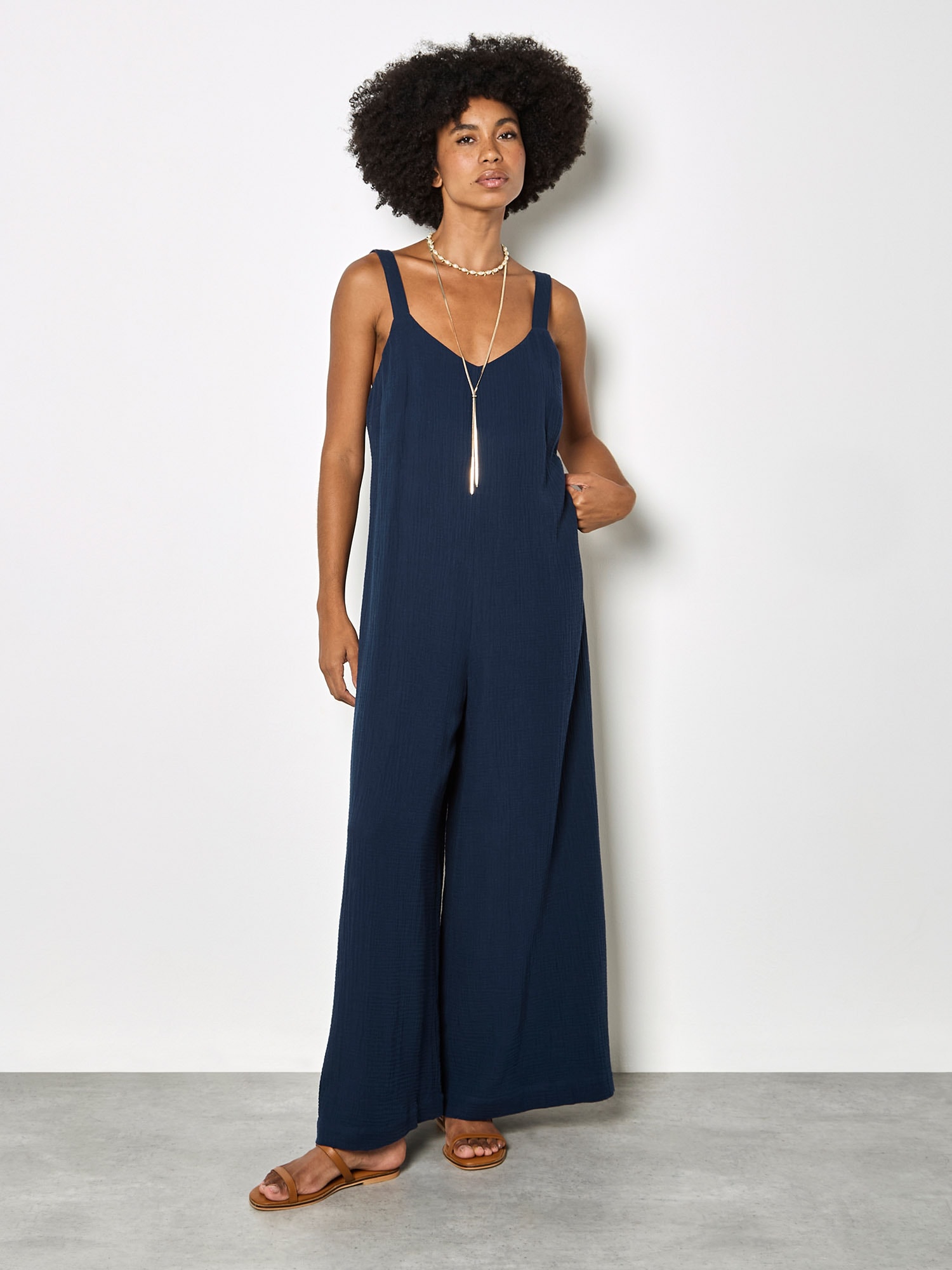 Apricot Jumpsuit "Jumpsuit aus strukturierter Baumwolle" mit weitem Bein