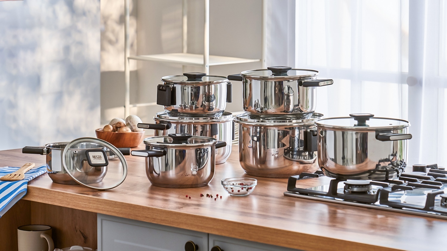 RESTO Kitchenware Kochtopf »Anser, energiesparend und spülmaschinenfest, im Geschenkkarton«, Edelstahl 18/10, (2 tlg.), Geeignet für alle Herdarten, auch Induktion, mit klappbaren Griffen