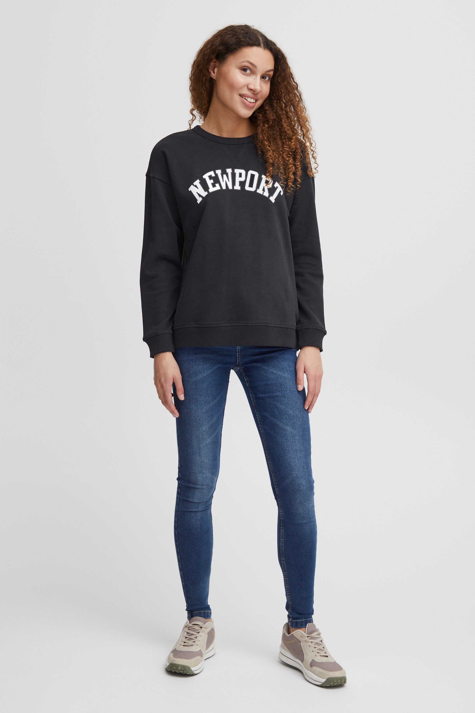 OXMO Rundhalspullover »Sweatshirt OXColeen«