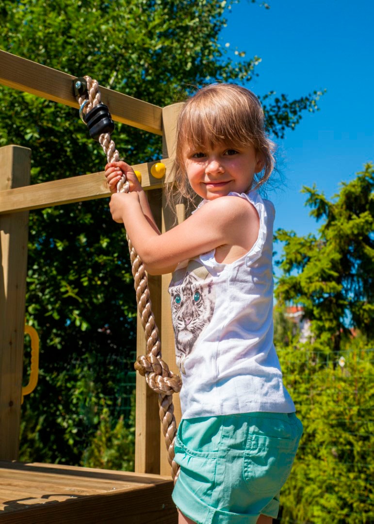 FUNGOO Spielturm »Maxi Funny Carnival«, (Packung), Spielturm mit Rutsche, Schaukeln, Kletterwand und Seilbrücke