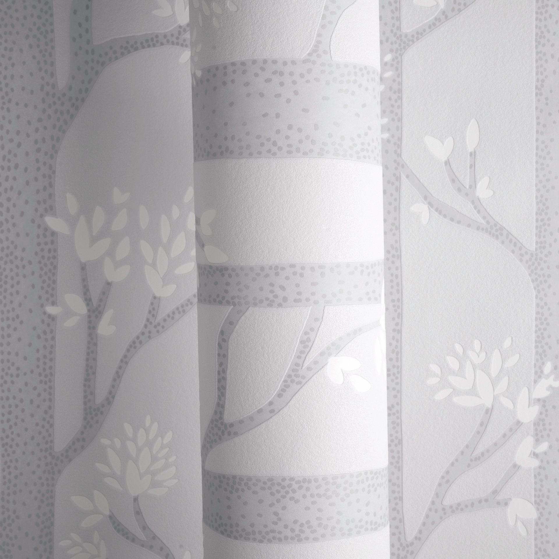 living walls 1100000002199 »Kids Studio Wald – Baum Vliestapete für Kinder« Wald | grafisch | leicht glänzend glatt Stilisiertes Waldmotiv mit Bäumen, Zweigen und feinen Blättern